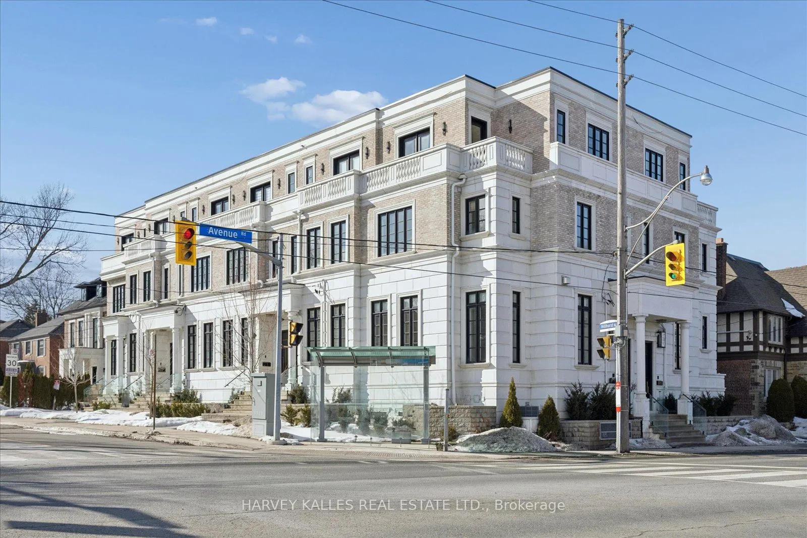 Front of 1202 Avenue Road