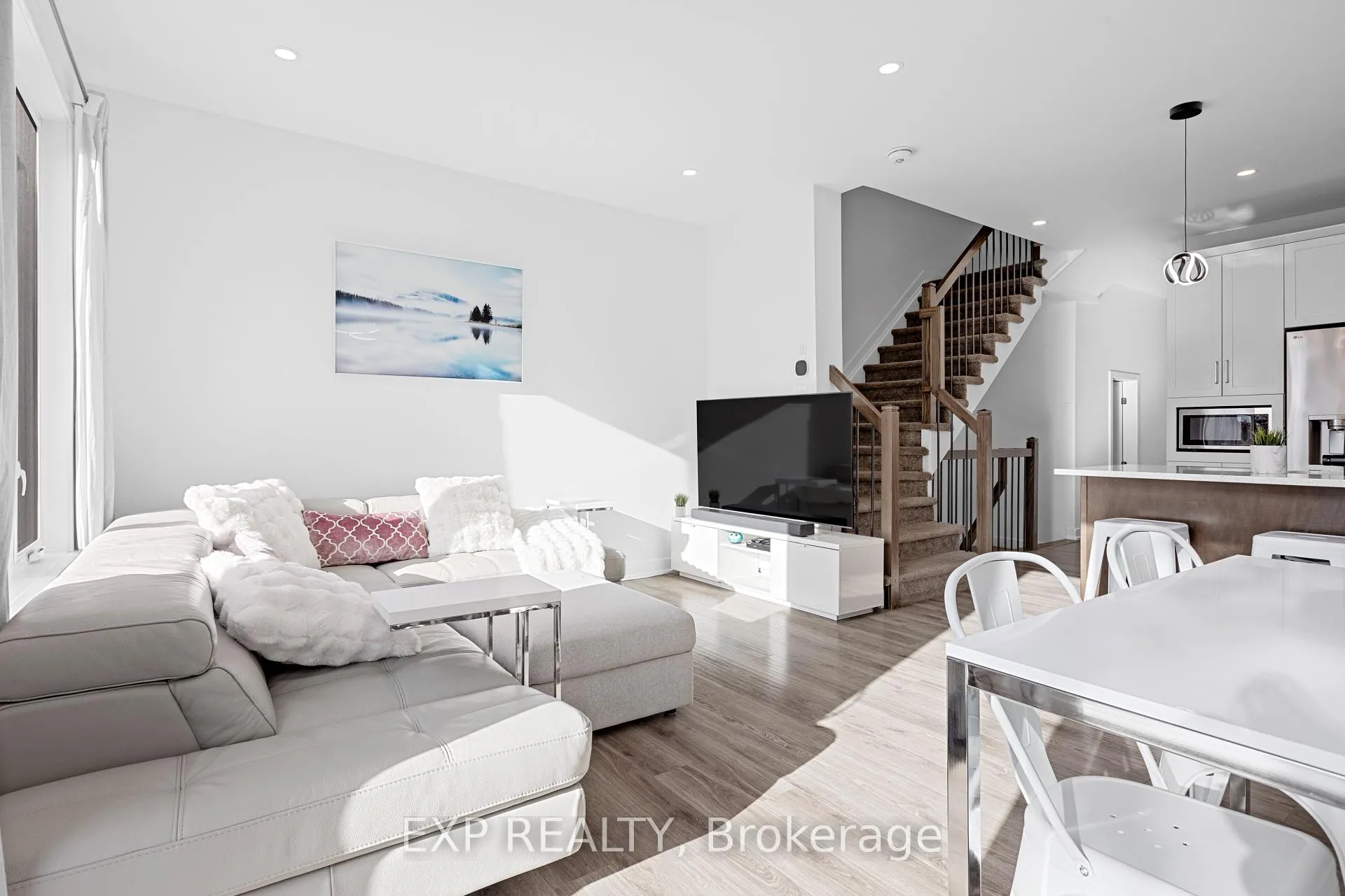 Photo 13 of 12 Charles Street, Carleton Place — HOMEH