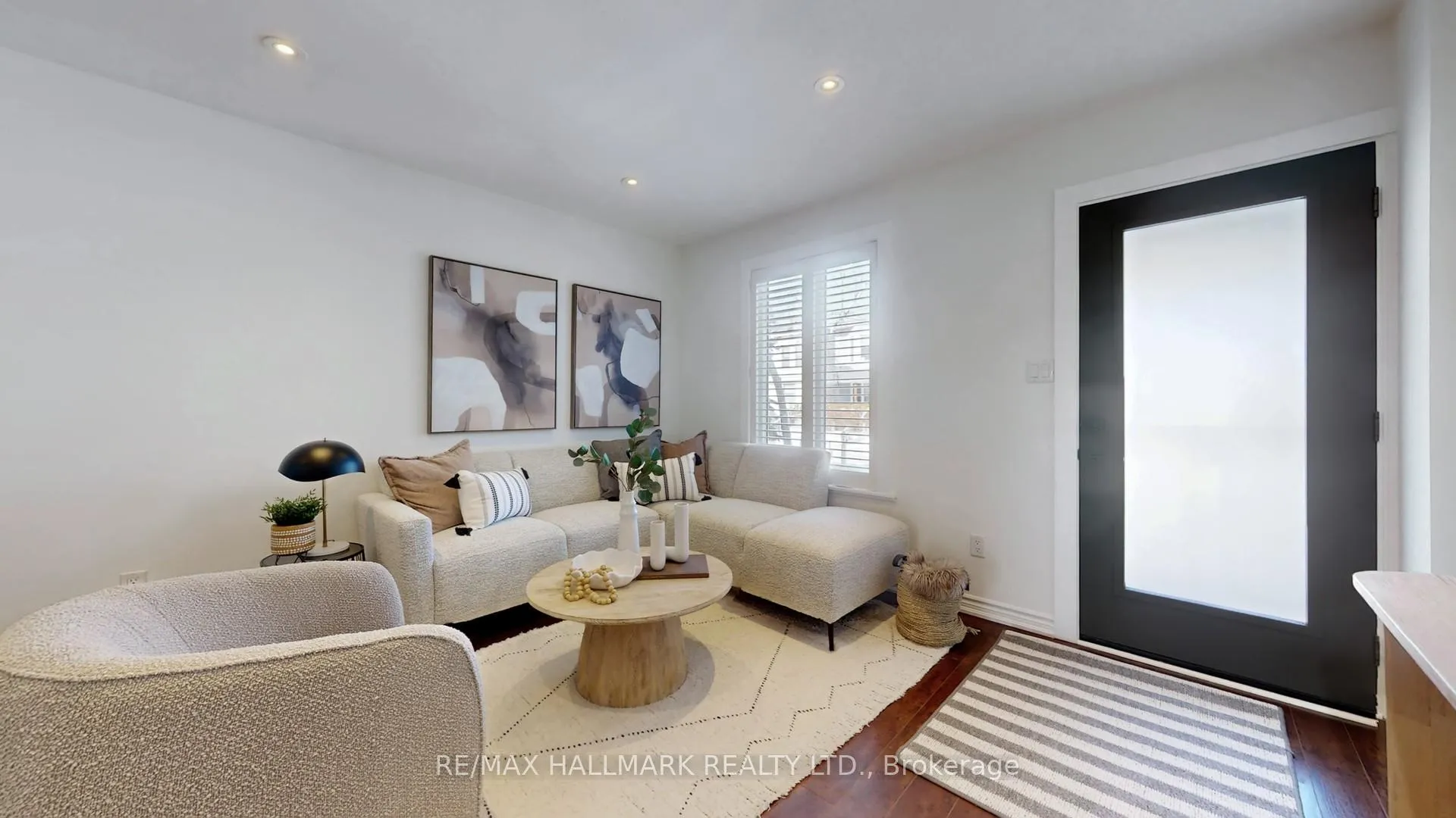 Photo 2 of 15A Myrtle Avenue, Toronto, South Riverdale — HOMEH