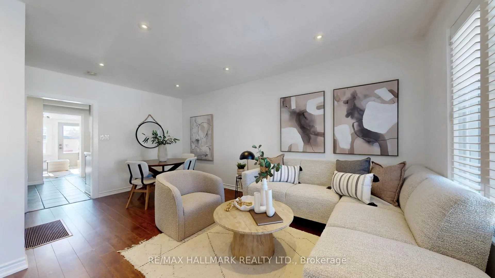 Photo 4 of 15A Myrtle Avenue, Toronto, South Riverdale — HOMEH