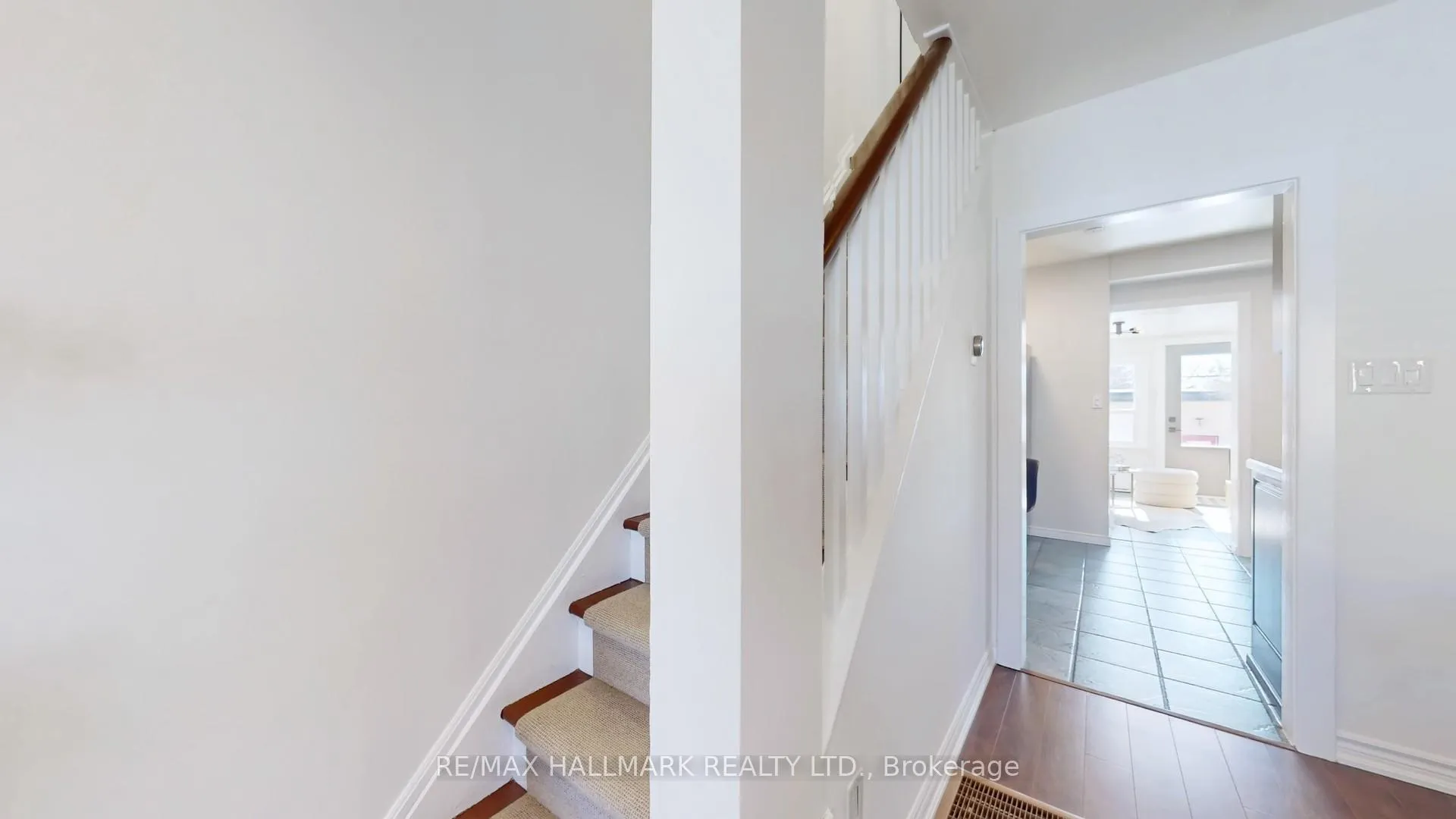 Photo 13 of 15A Myrtle Avenue, Toronto, South Riverdale — HOMEH
