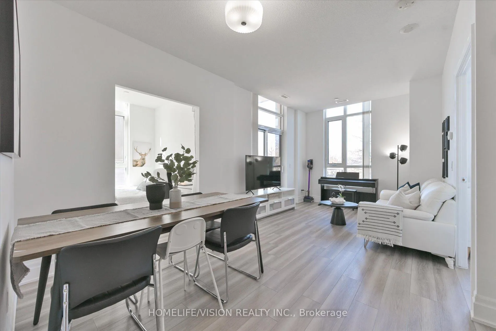 Photo 1 of Unit 101, 151 Upper Duke Crescent, Markham, Unionville — HOMEH