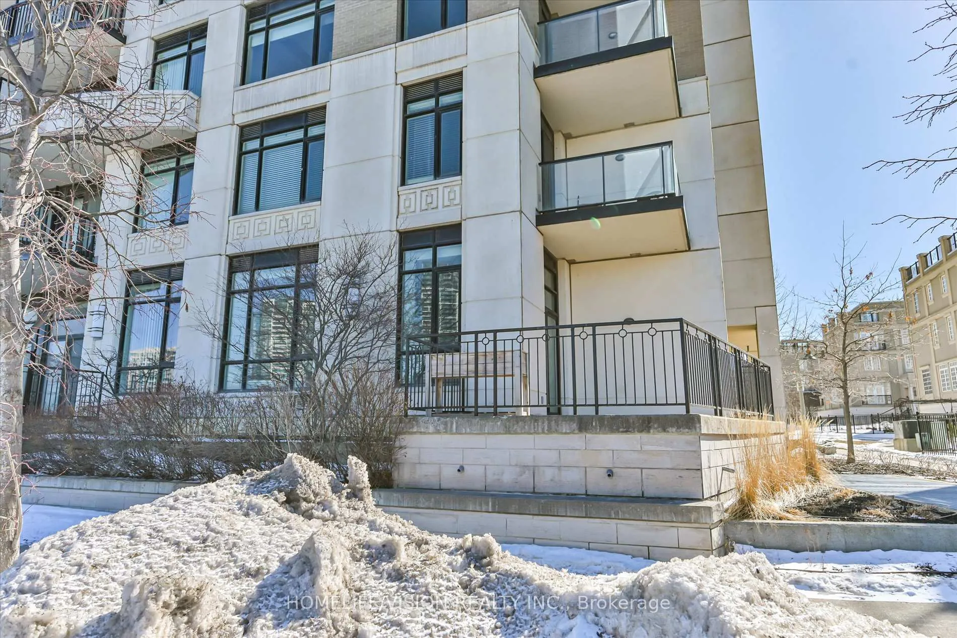 Photo 4 of Unit 101, 151 Upper Duke Crescent, Markham, Unionville — HOMEH