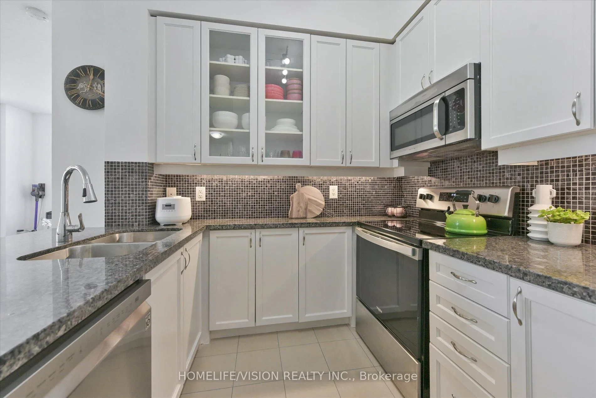 Photo 13 of Unit 101, 151 Upper Duke Crescent, Markham, Unionville — HOMEH