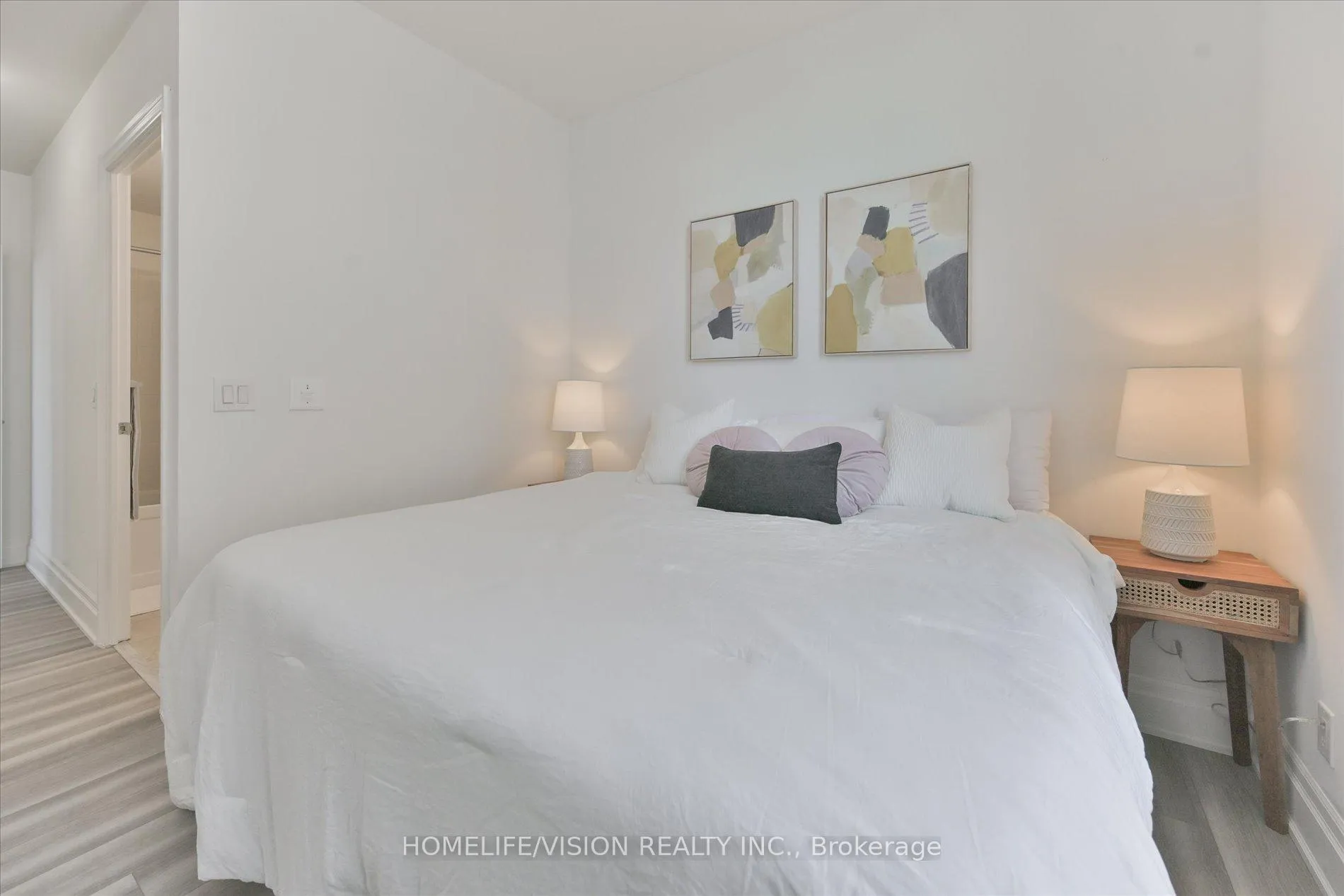 Photo 16 of Unit 101, 151 Upper Duke Crescent, Markham, Unionville — HOMEH