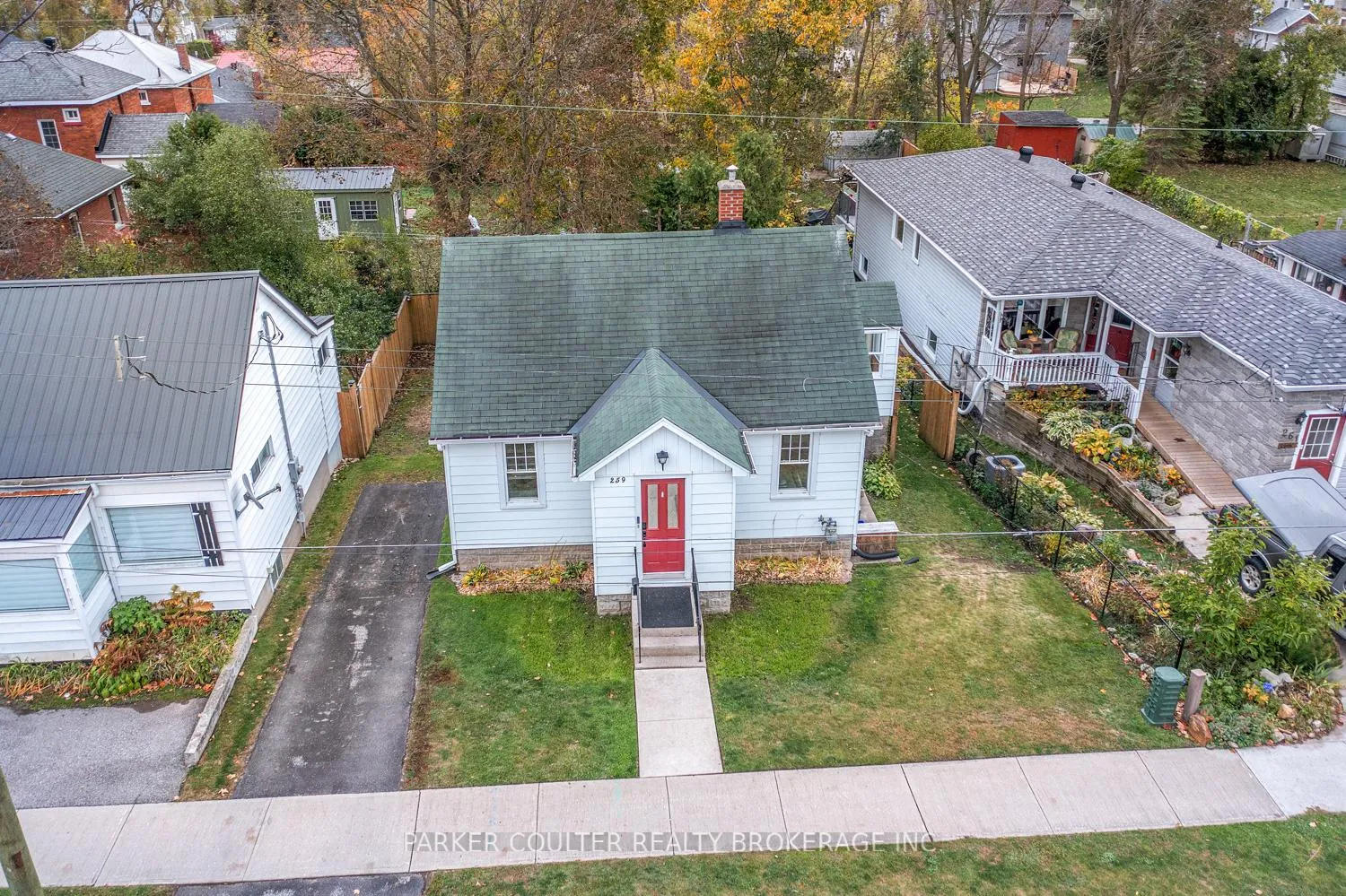 Front of 259 Nottawasaga Street