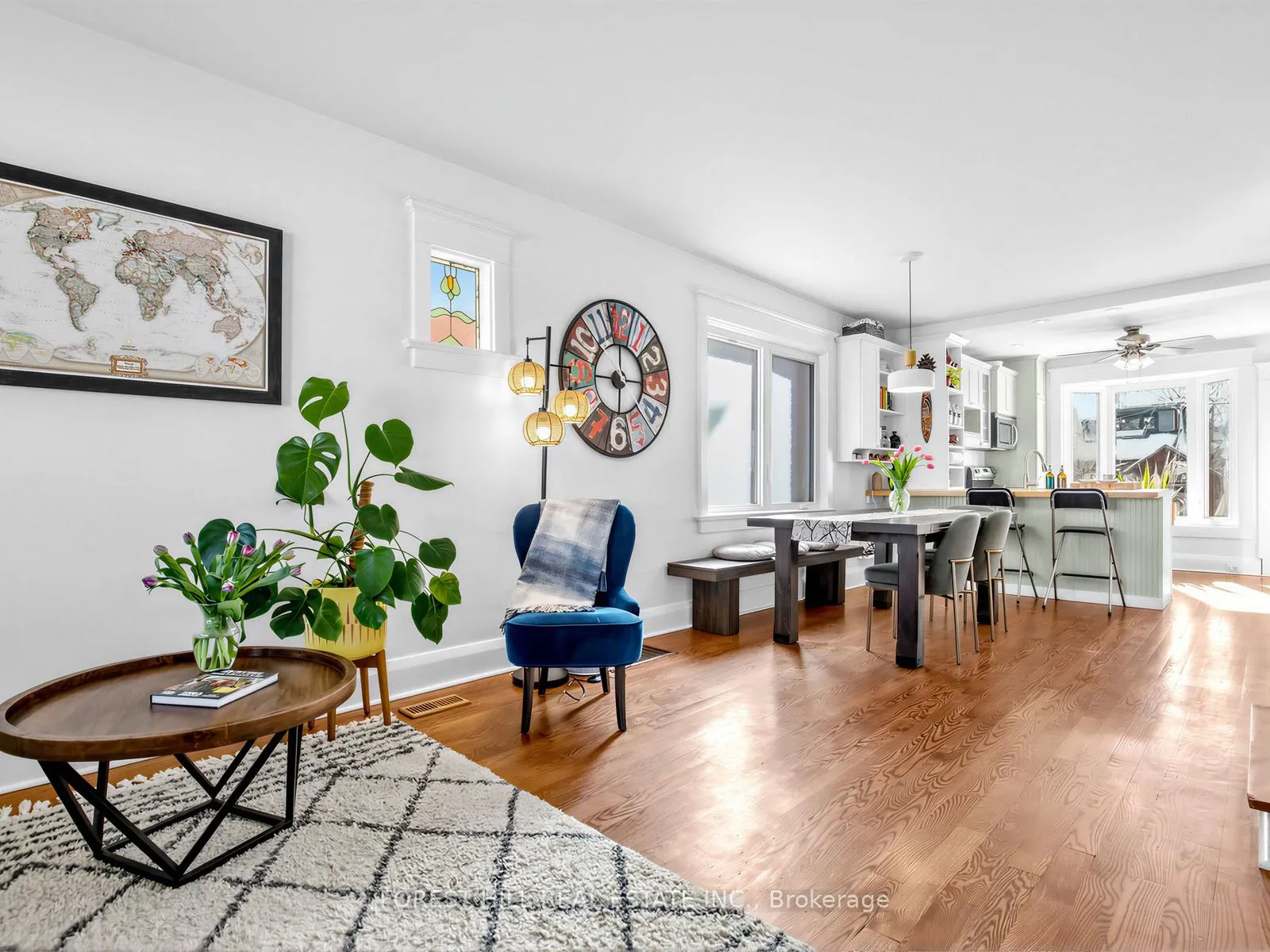 Photo 5 of 715 Sammon Avenue, Toronto, Danforth Village-East York — HOMEH
