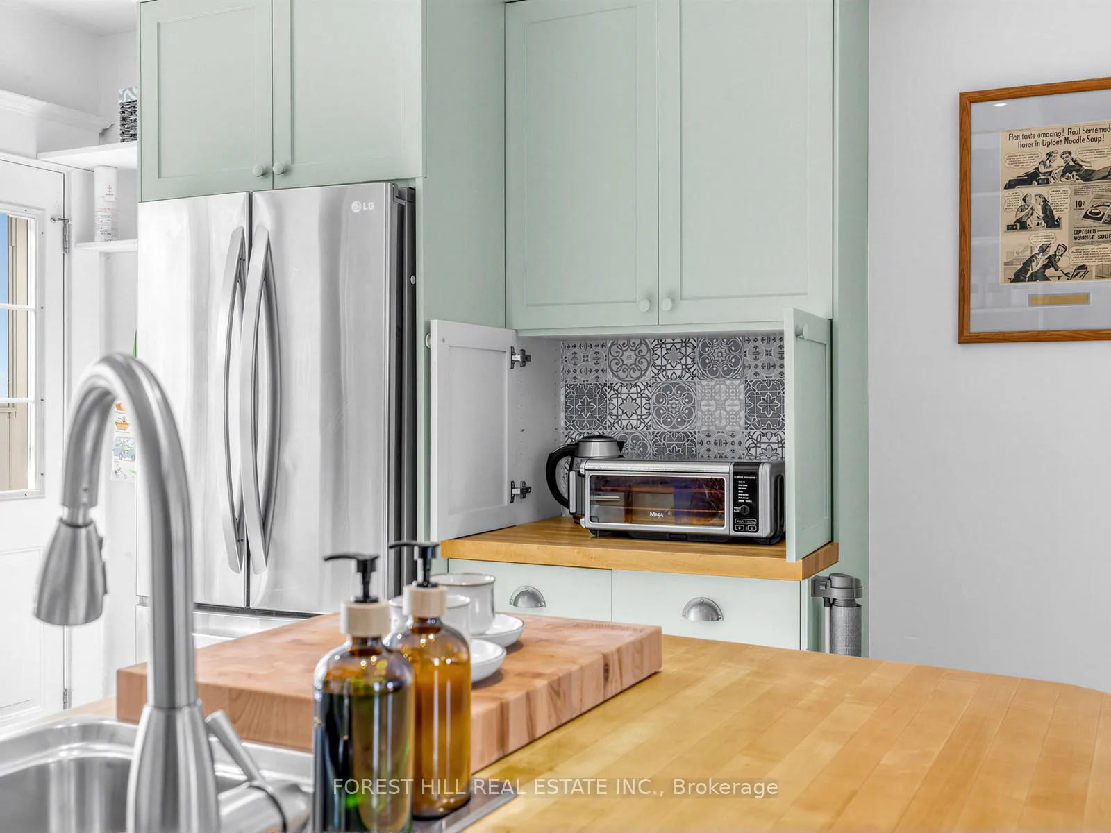 Photo 13 of 715 Sammon Avenue, Toronto, Danforth Village-East York — HOMEH