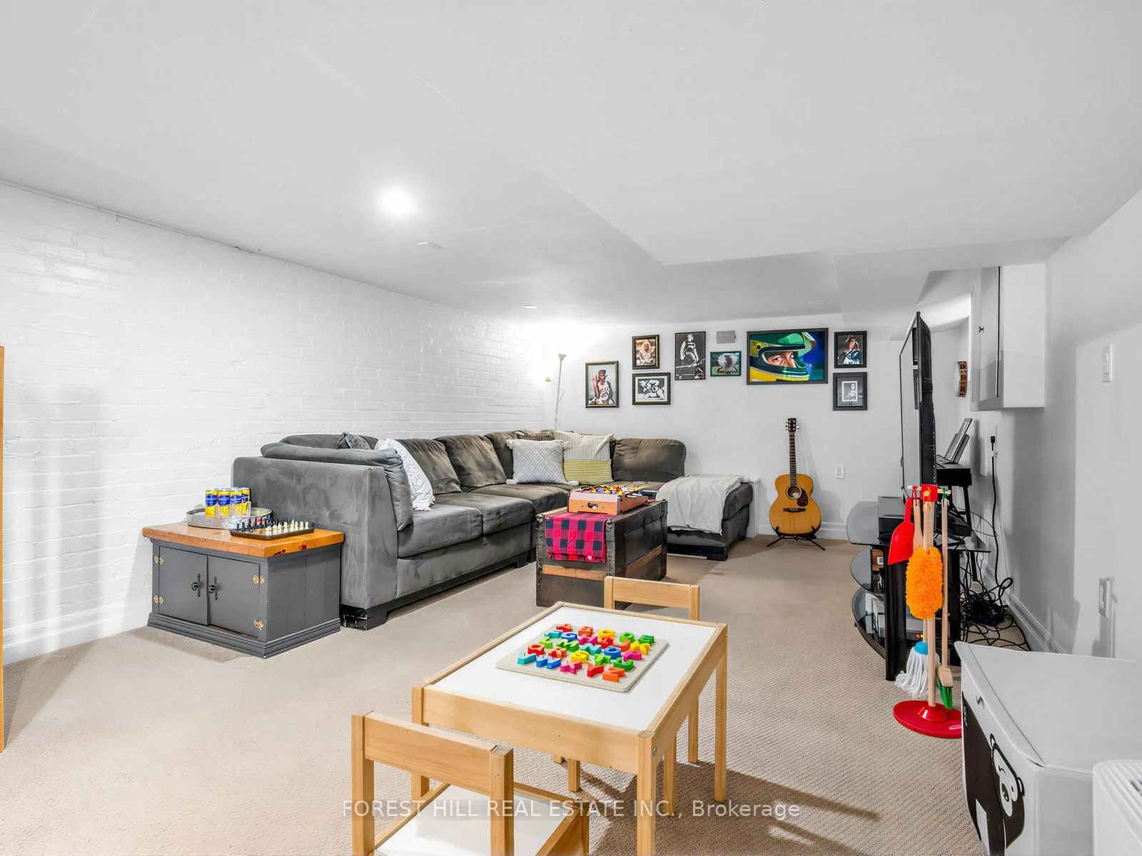 Photo 25 of 715 Sammon Avenue, Toronto, Danforth Village-East York — HOMEH
