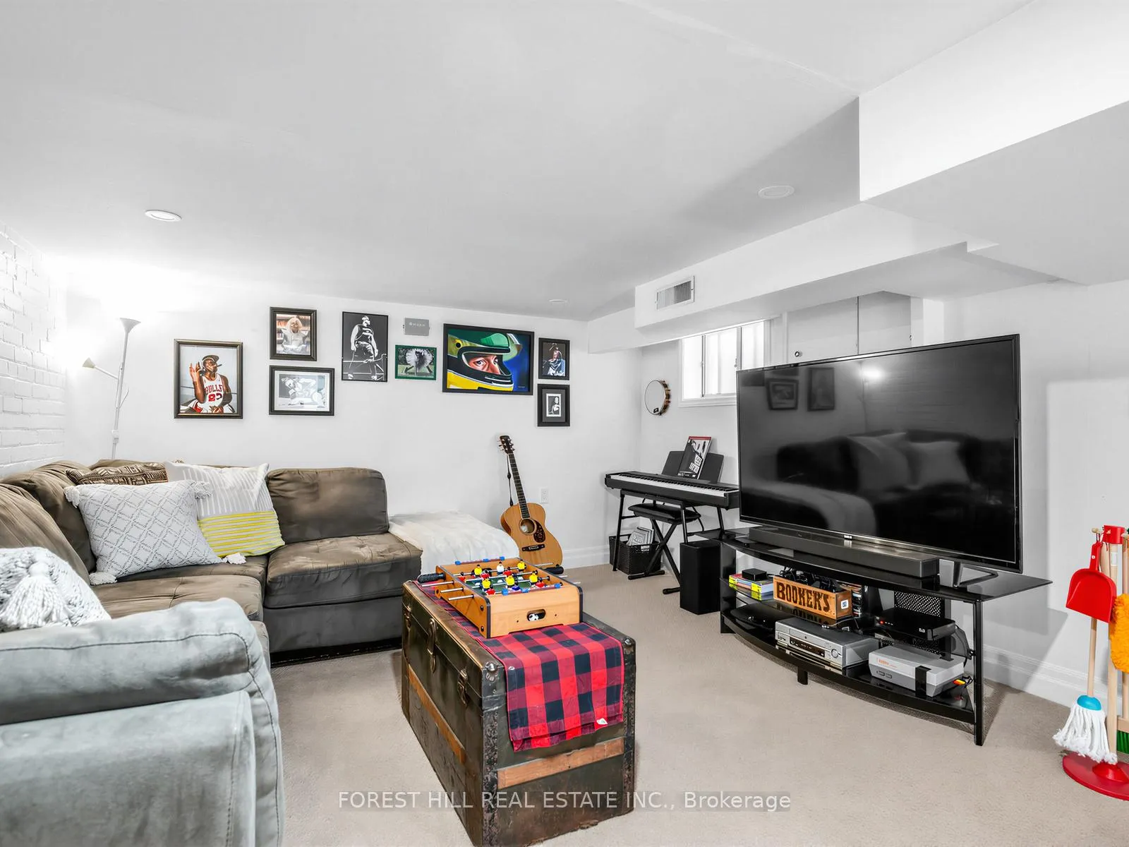 Photo 26 of 715 Sammon Avenue, Toronto, Danforth Village-East York — HOMEH
