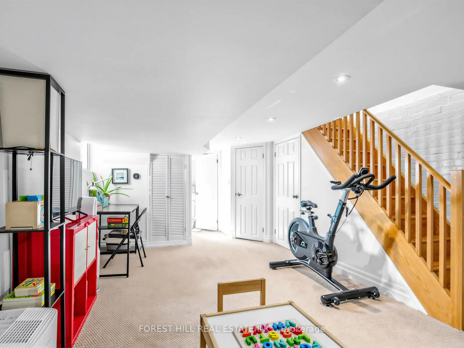 Photo 27 of 715 Sammon Avenue, Toronto, Danforth Village-East York — HOMEH