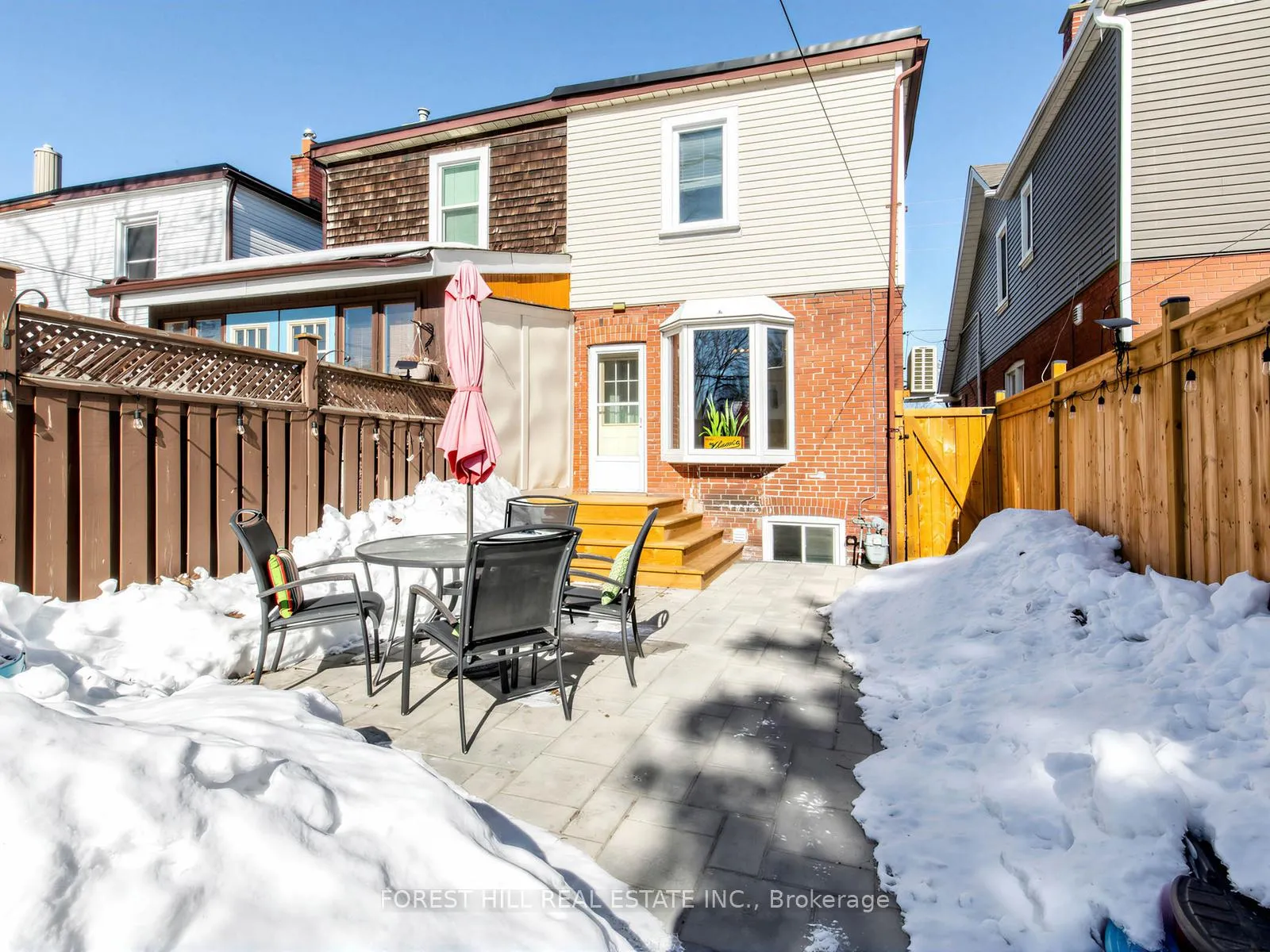 Photo 29 of 715 Sammon Avenue, Toronto, Danforth Village-East York — HOMEH