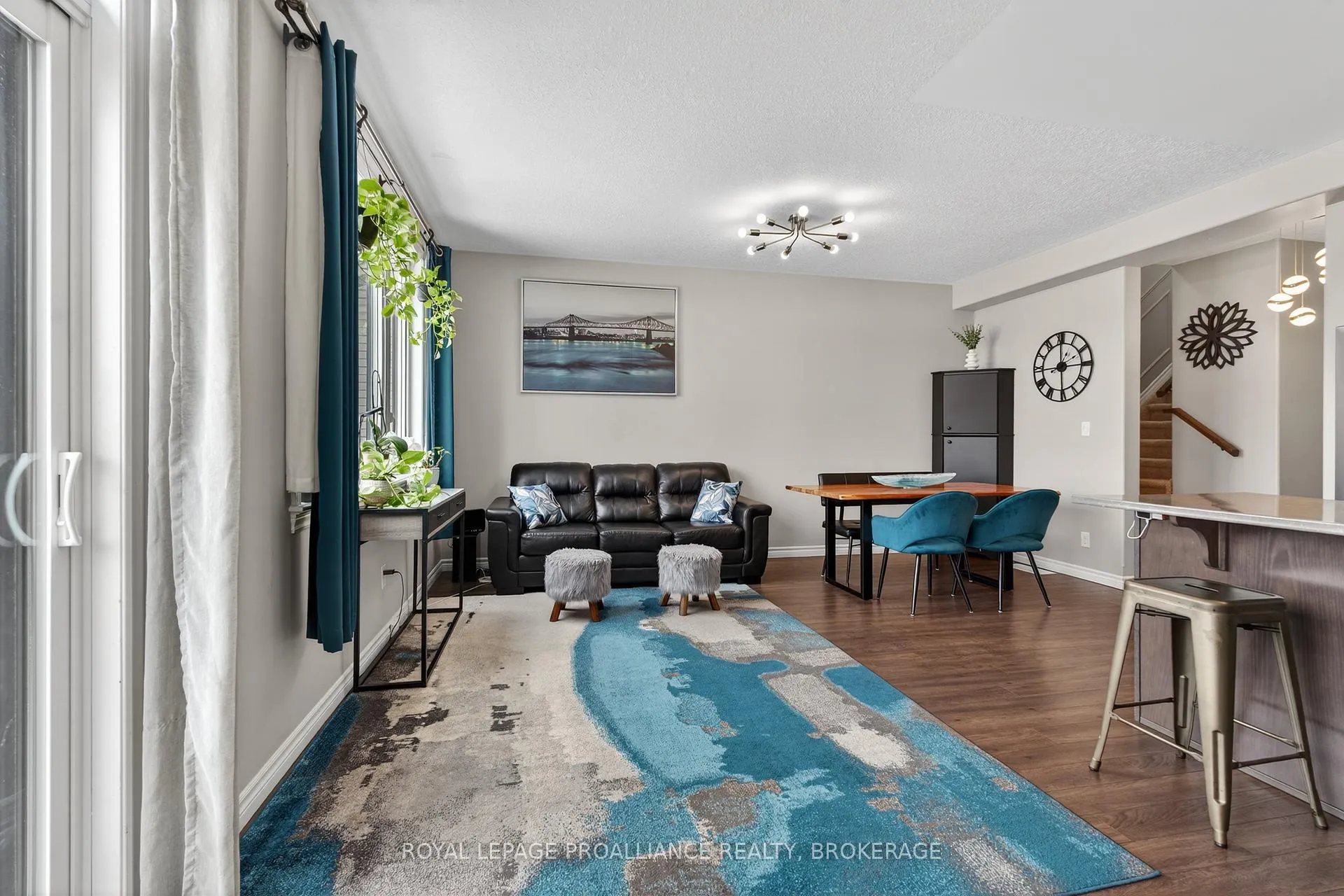 Photo 5 of 129 Simurda Court, Loyalist, Amherstview — HOMEH