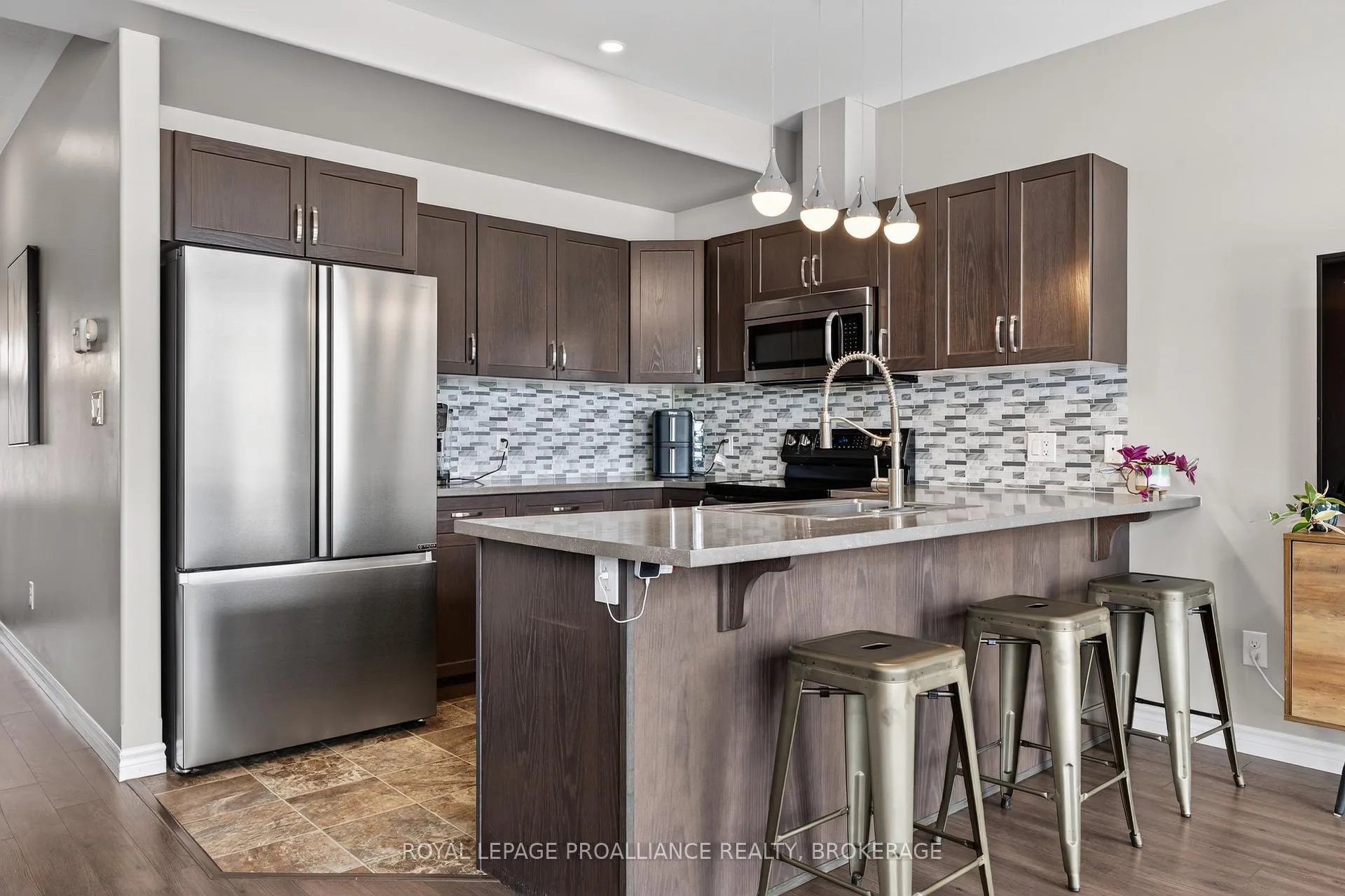 Photo 9 of 129 Simurda Court, Loyalist, Amherstview — HOMEH