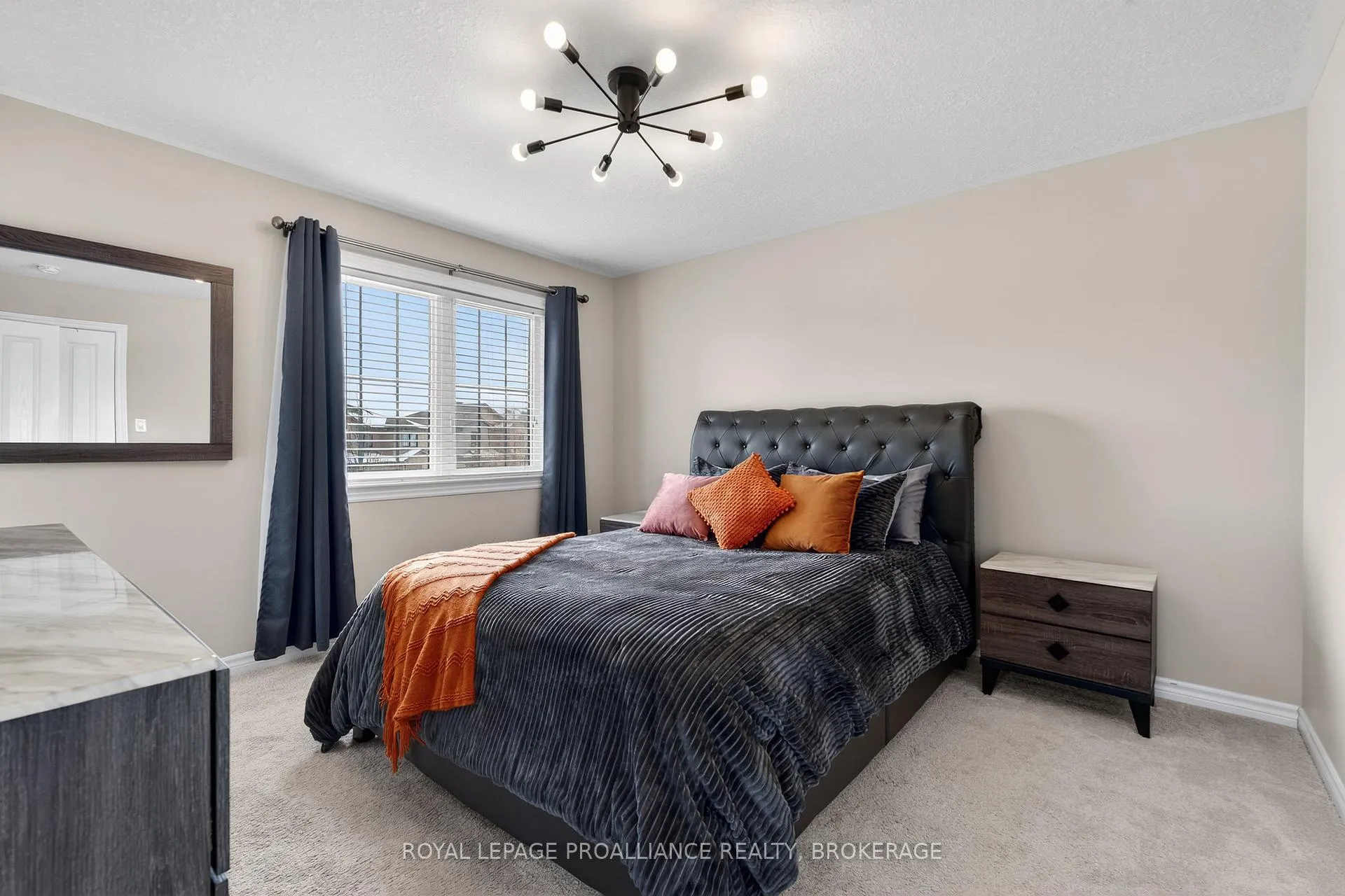 Photo 17 of 129 Simurda Court, Loyalist, Amherstview — HOMEH