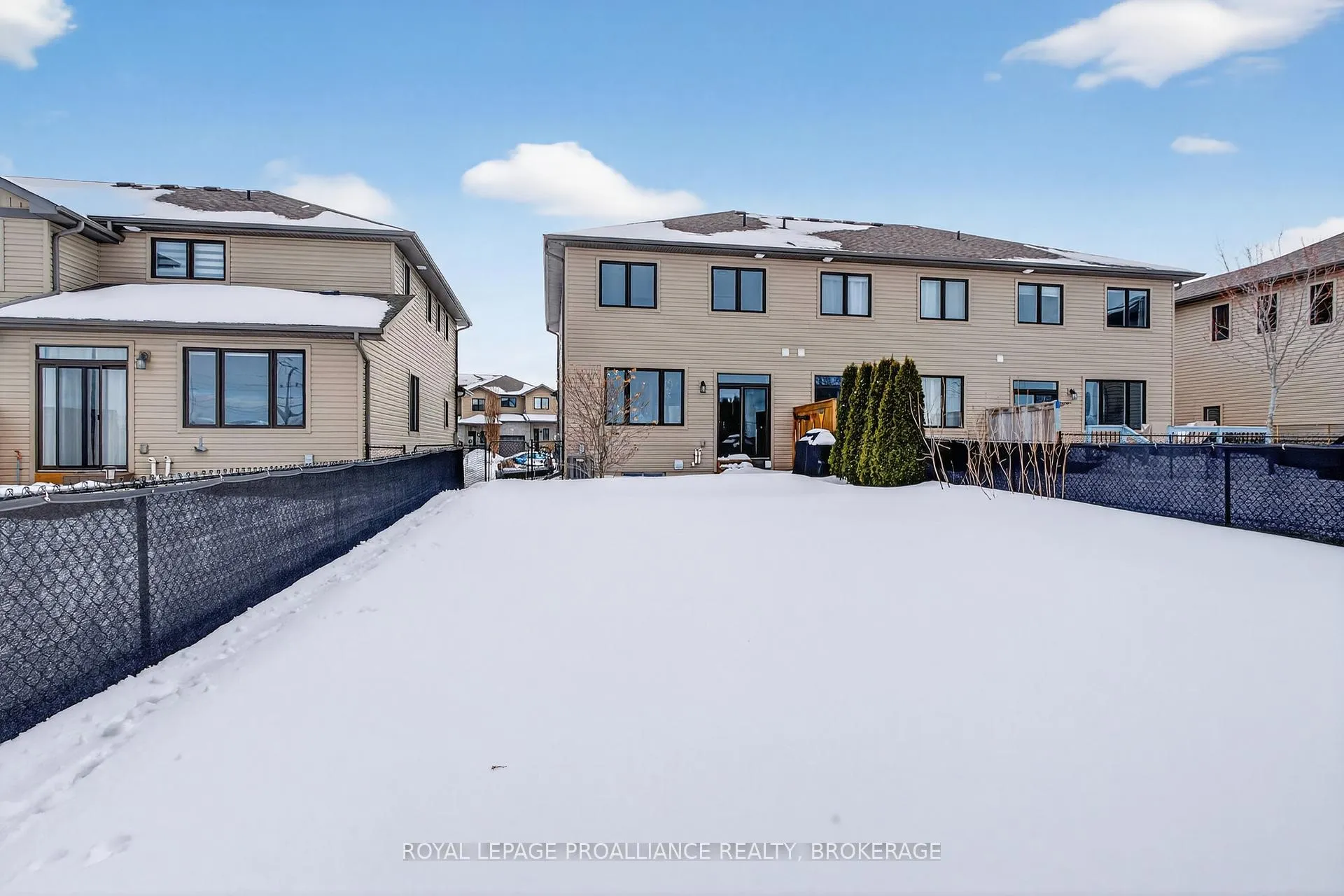 Photo 31 of 129 Simurda Court, Loyalist, Amherstview — HOMEH