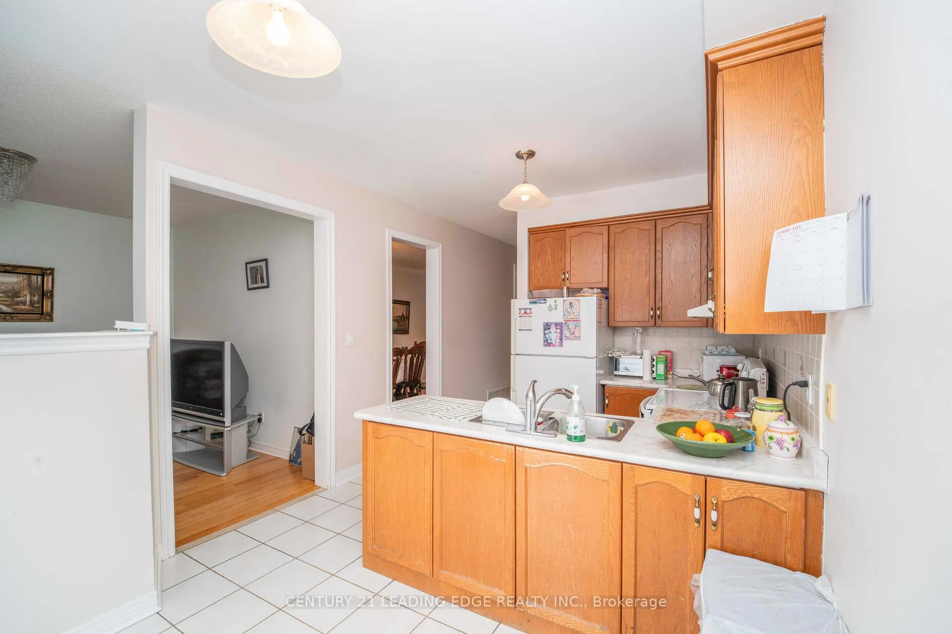Photo 8 of 21 Summerlea Street, Markham, Middlefield — HOMEH