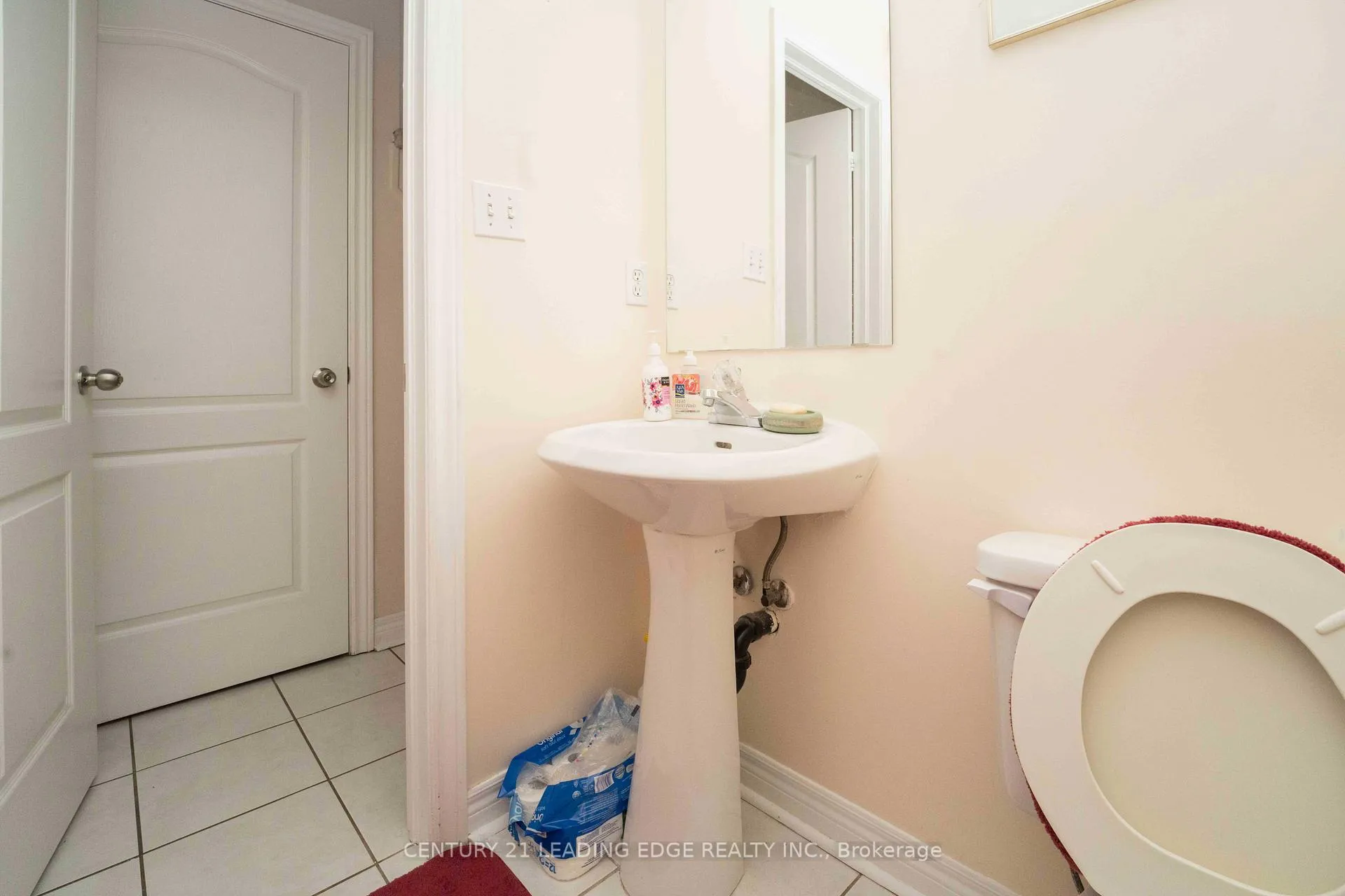Photo 15 of 21 Summerlea Street, Markham, Middlefield — HOMEH