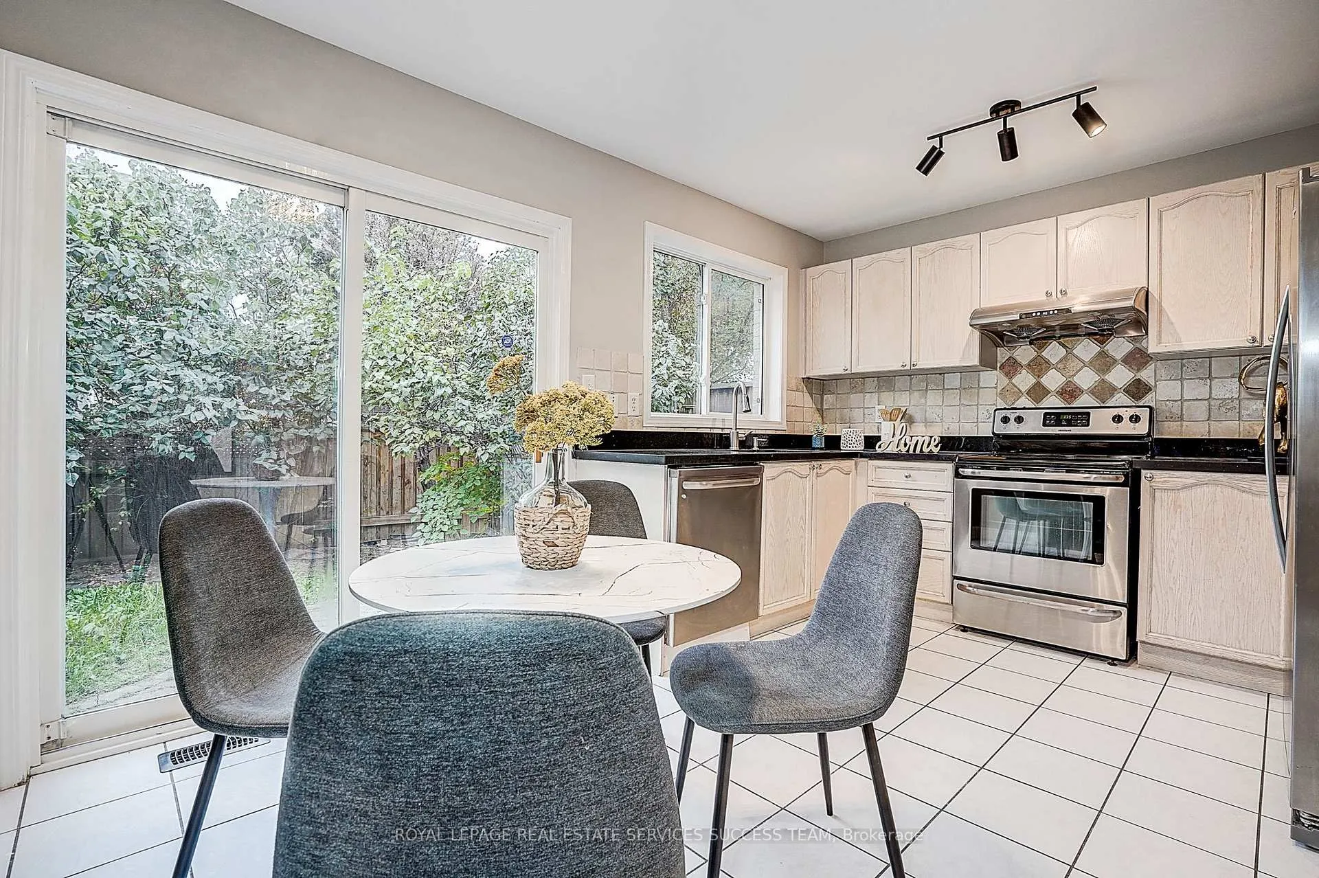 Photo 13 of 1652 Beaty Trail, Milton, Beaty — HOMEH