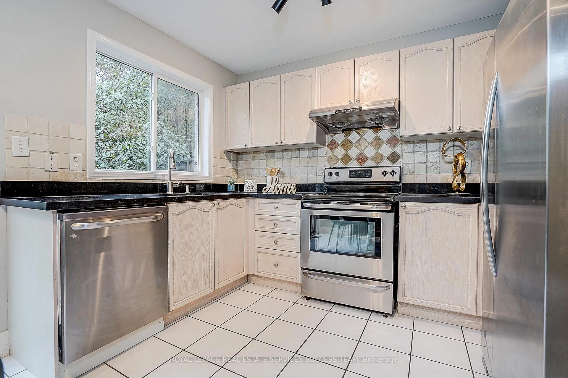 Photo 14 of 1652 Beaty Trail, Milton, Beaty — HOMEH