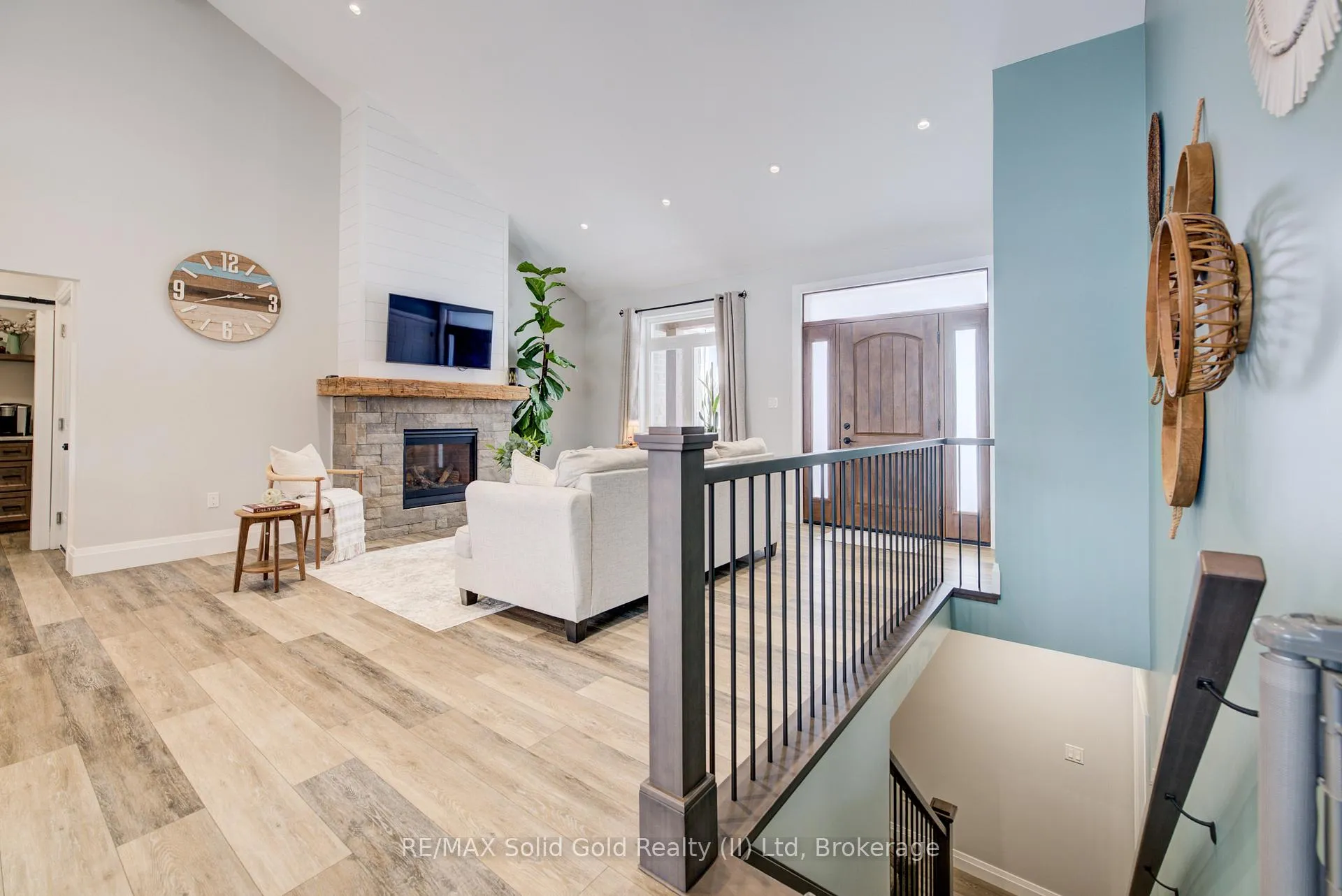 Photo 6 of 21 Paxton Street, Huron-Kinloss — HOMEH