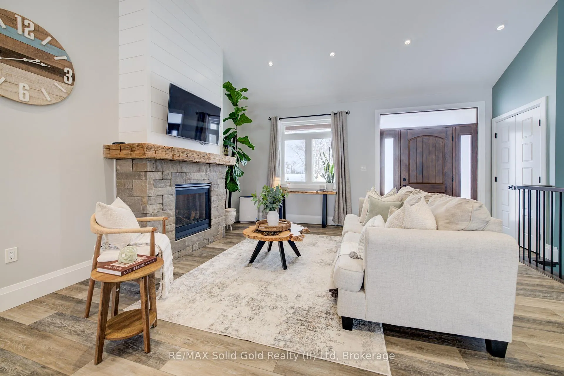Photo 12 of 21 Paxton Street, Huron-Kinloss — HOMEH