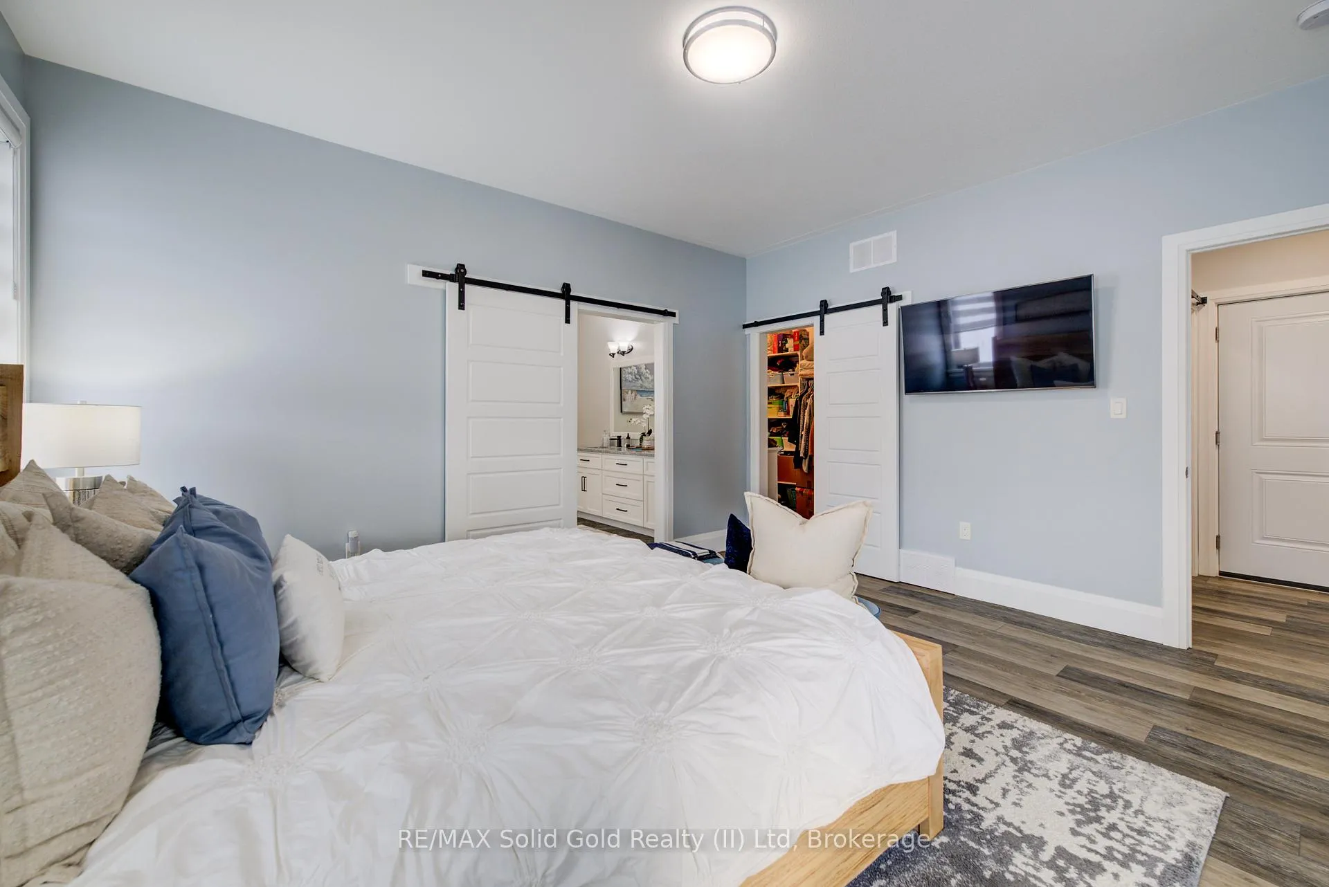 Photo 26 of 21 Paxton Street, Huron-Kinloss — HOMEH
