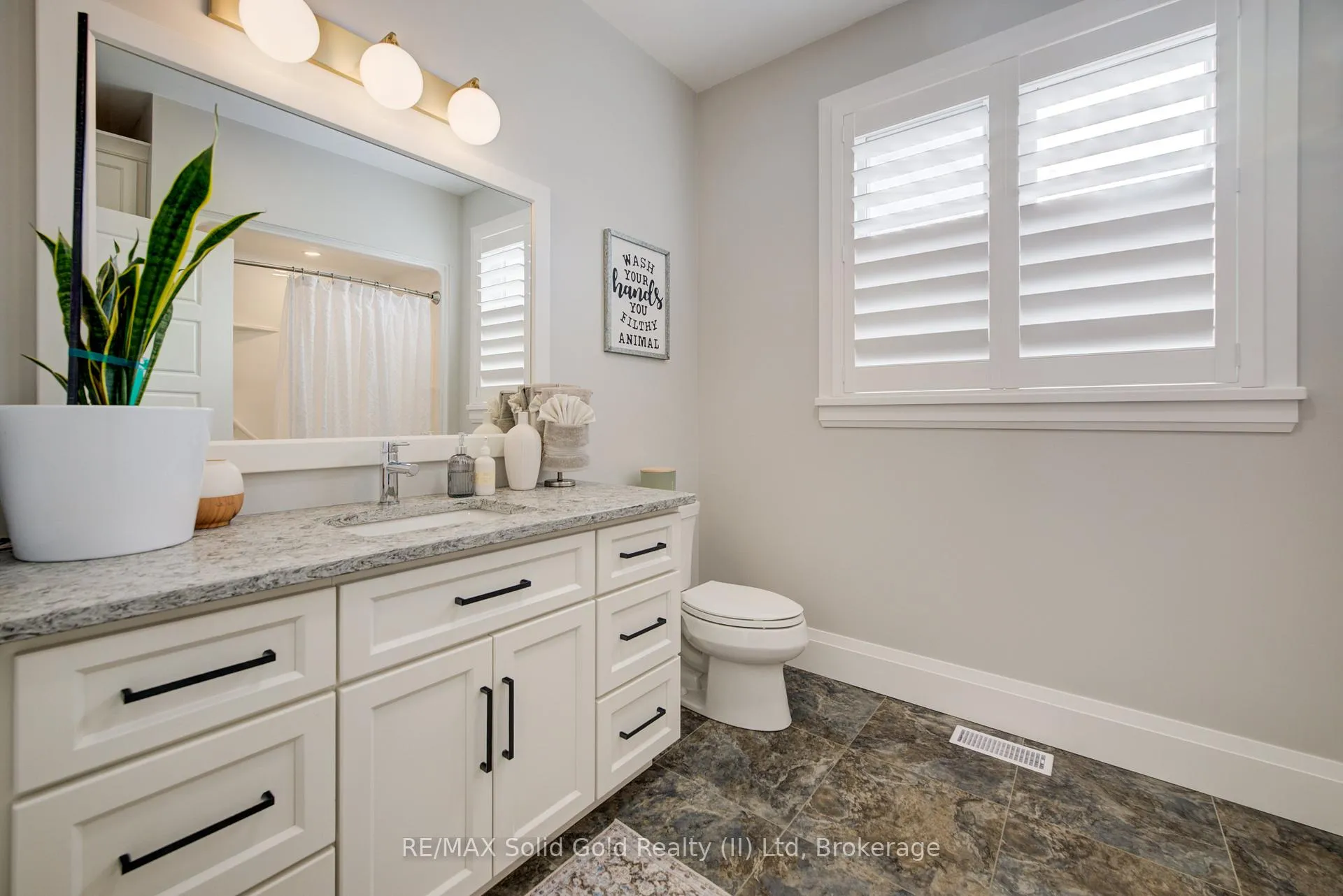 Photo 36 of 21 Paxton Street, Huron-Kinloss — HOMEH