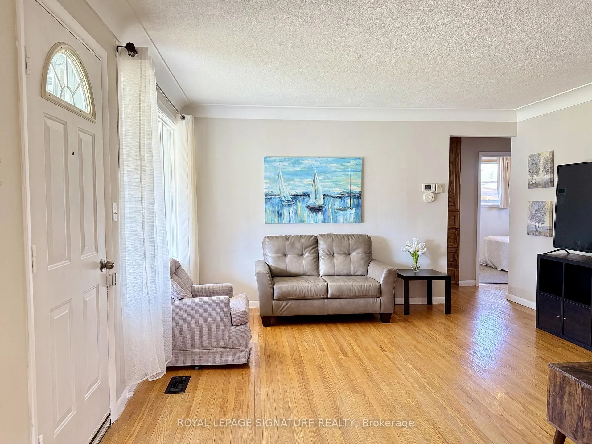 Photo 3 of 51 Spurgeon Drive, Chatham-Kent, NE — HOMEH