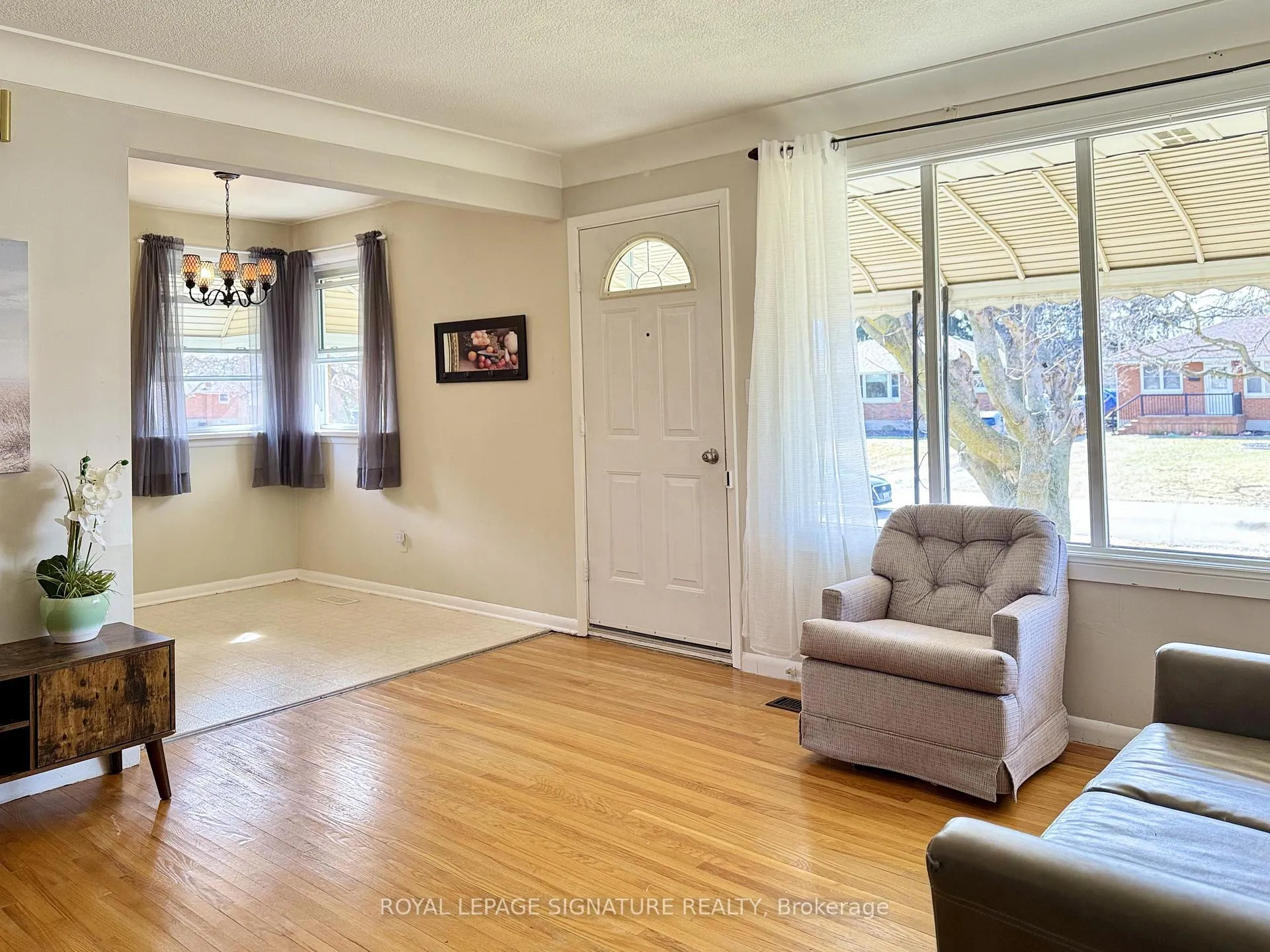 Photo 5 of 51 Spurgeon Drive, Chatham-Kent, NE — HOMEH