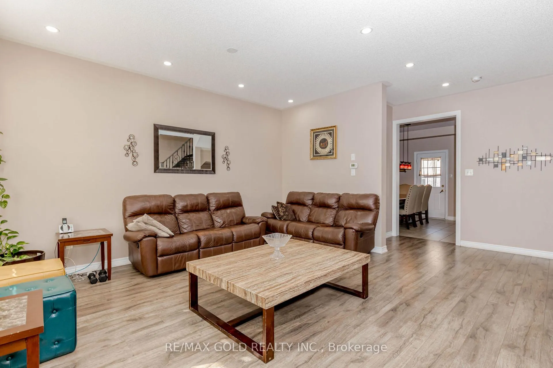 Photo 14 of 6 October Place, Brampton, Bram West — HOMEH