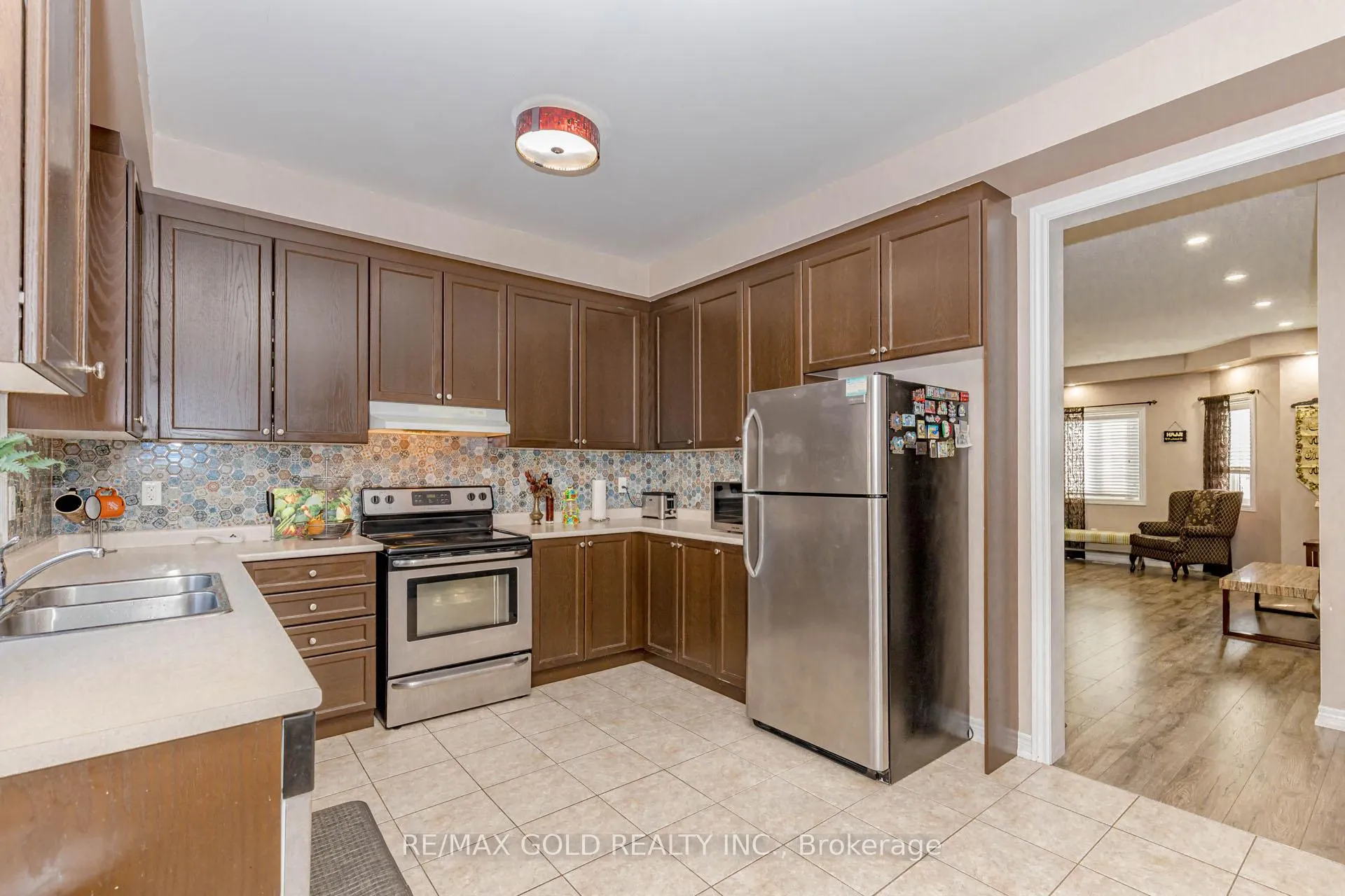 Photo 19 of 6 October Place, Brampton, Bram West — HOMEH