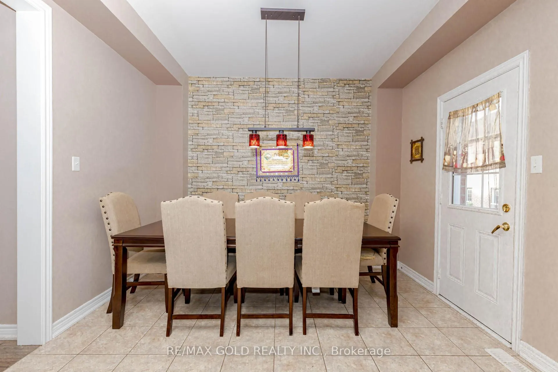Photo 24 of 6 October Place, Brampton, Bram West — HOMEH