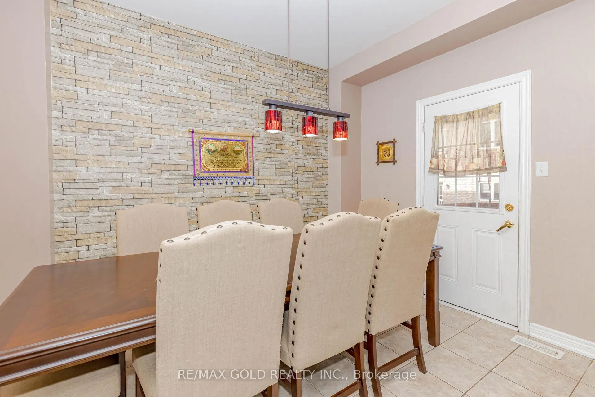 Photo 25 of 6 October Place, Brampton, Bram West — HOMEH