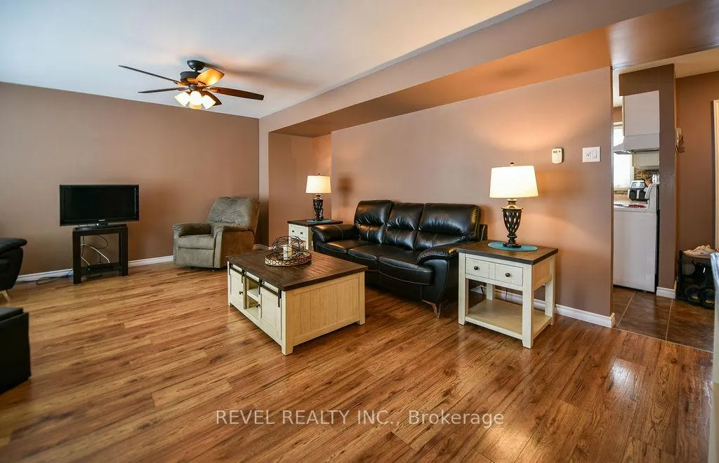 Photo 7 of 74 William Avenue, Timmins, SP - Main Area — HOMEH