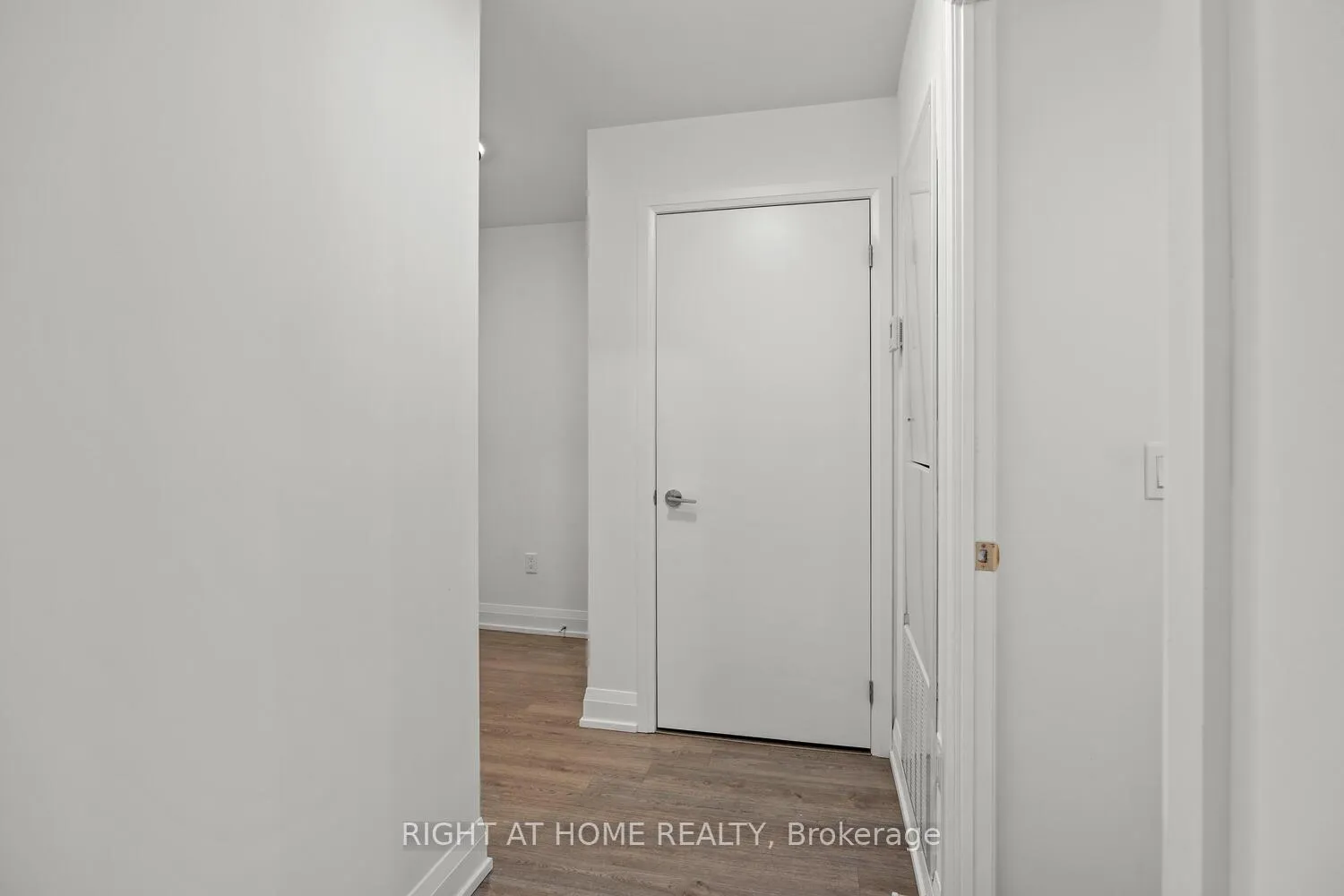 Photo 10 of Unit 315, 77 Mutual Street, Toronto, Church-Yonge Corridor — HOMEH