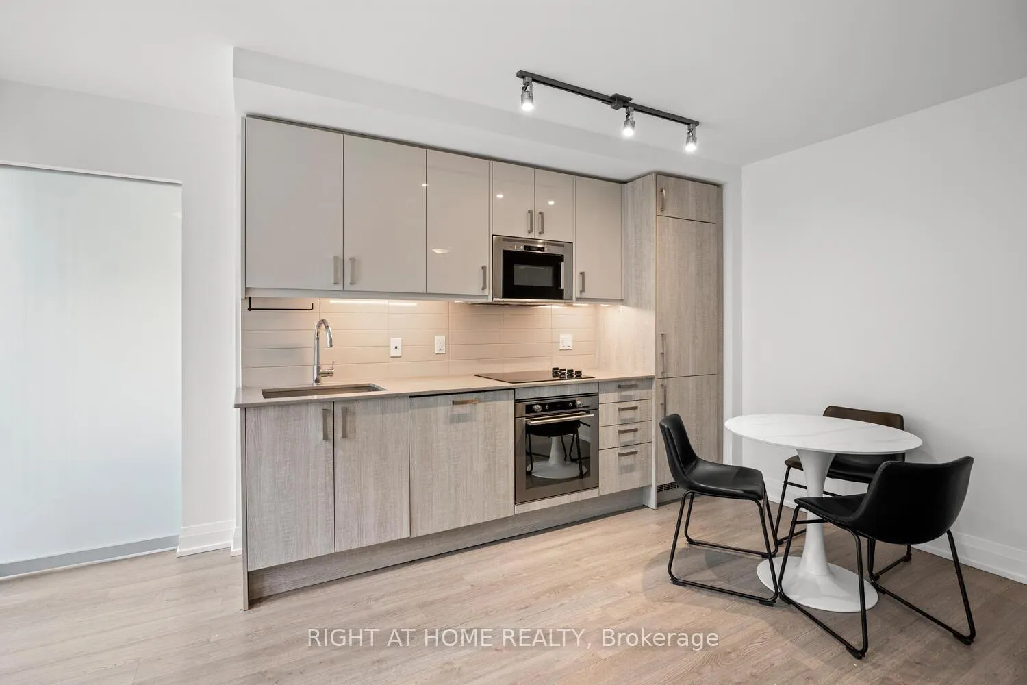 Photo 14 of Unit 315, 77 Mutual Street, Toronto, Church-Yonge Corridor — HOMEH