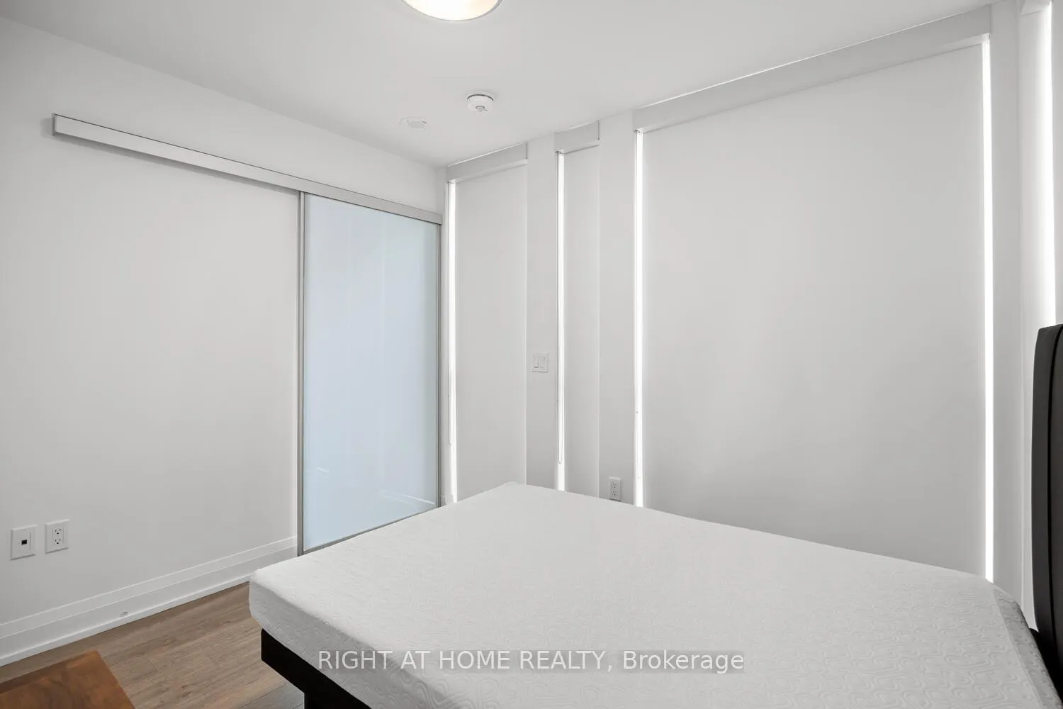 Photo 23 of Unit 315, 77 Mutual Street, Toronto, Church-Yonge Corridor — HOMEH