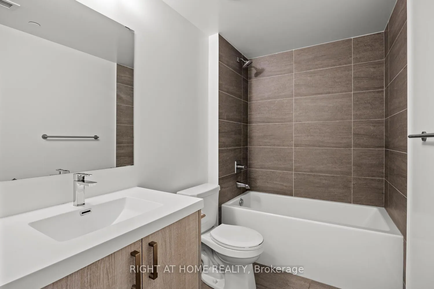 Photo 28 of Unit 315, 77 Mutual Street, Toronto, Church-Yonge Corridor — HOMEH