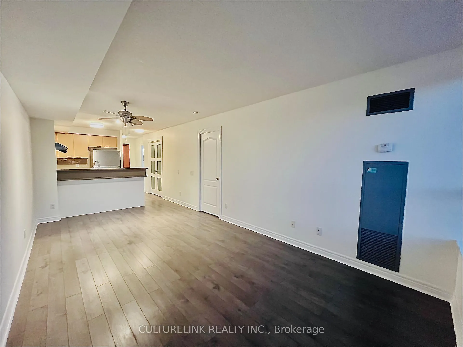 Photo 3 of Unit 808, 25 Times Avenue, Markham, Commerce Valley — HOMEH