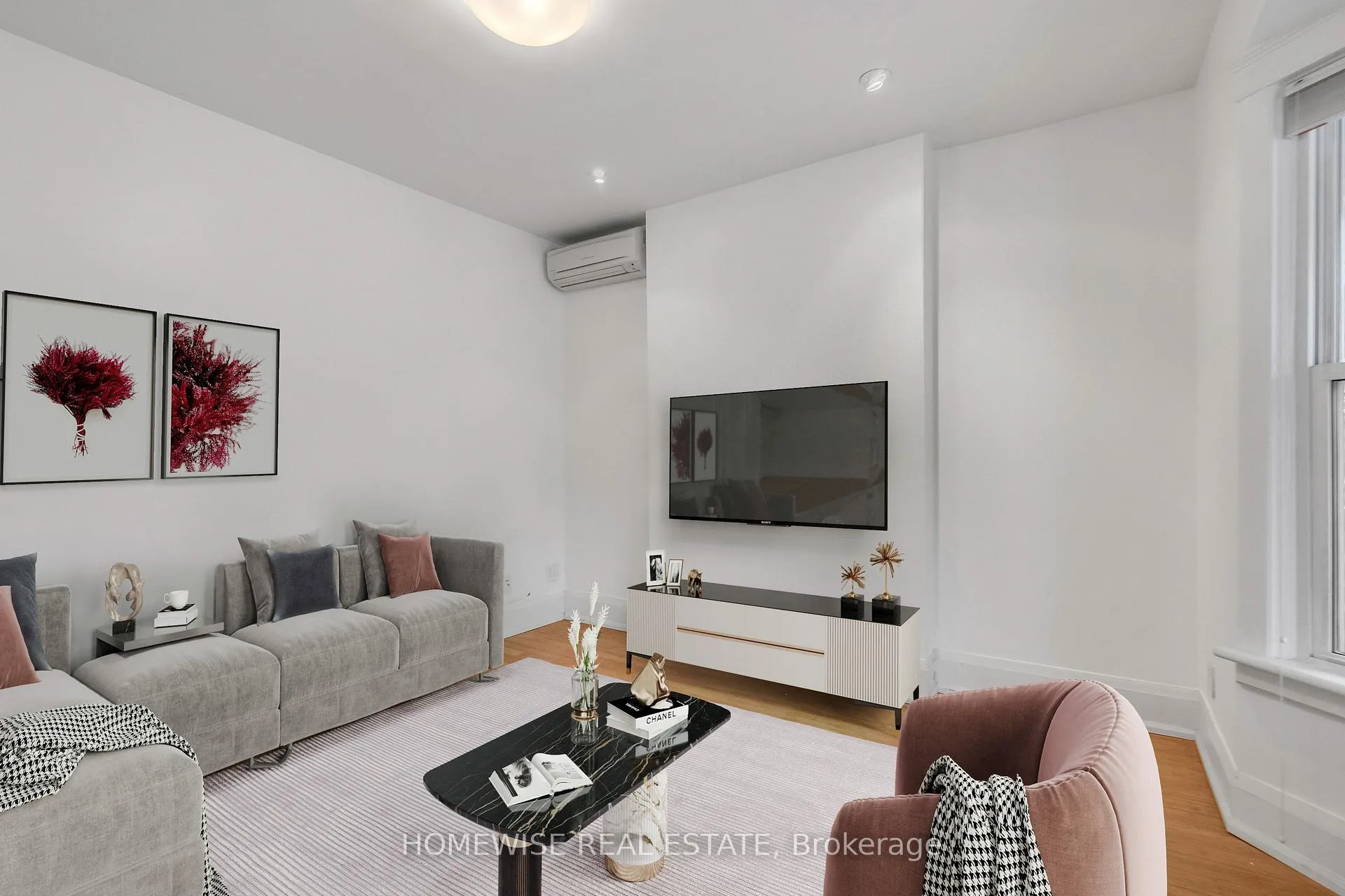Photo 4 of Unit B (Main Floor), 77 Beaty Avenue, Toronto, South Parkdale — HOMEH