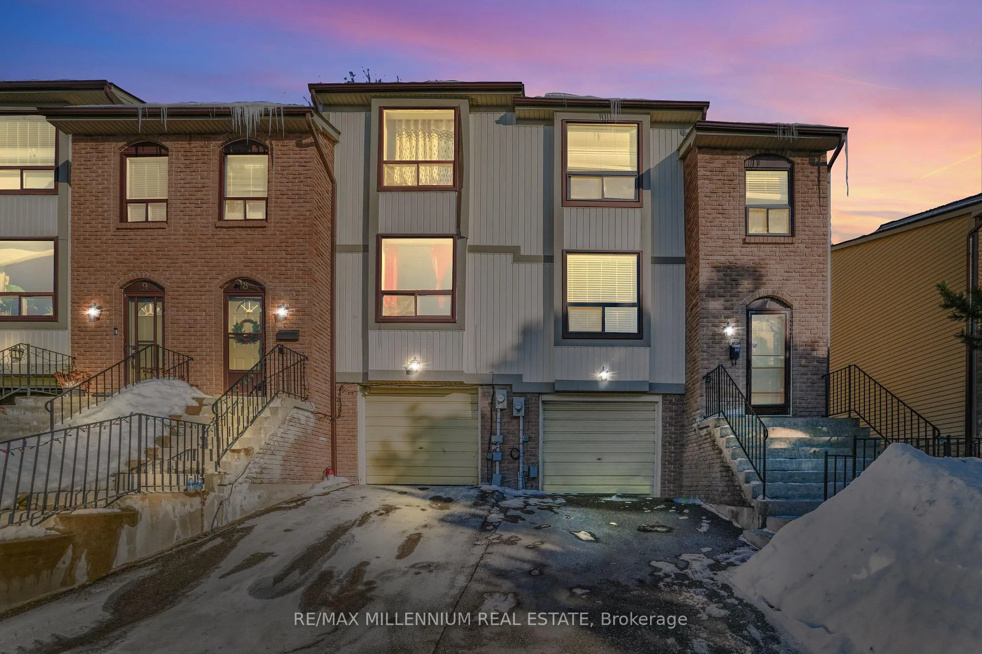 Photo 1 of Unit 7, 7 Mcmullen Crescent, Brampton, Central Park — HOMEH