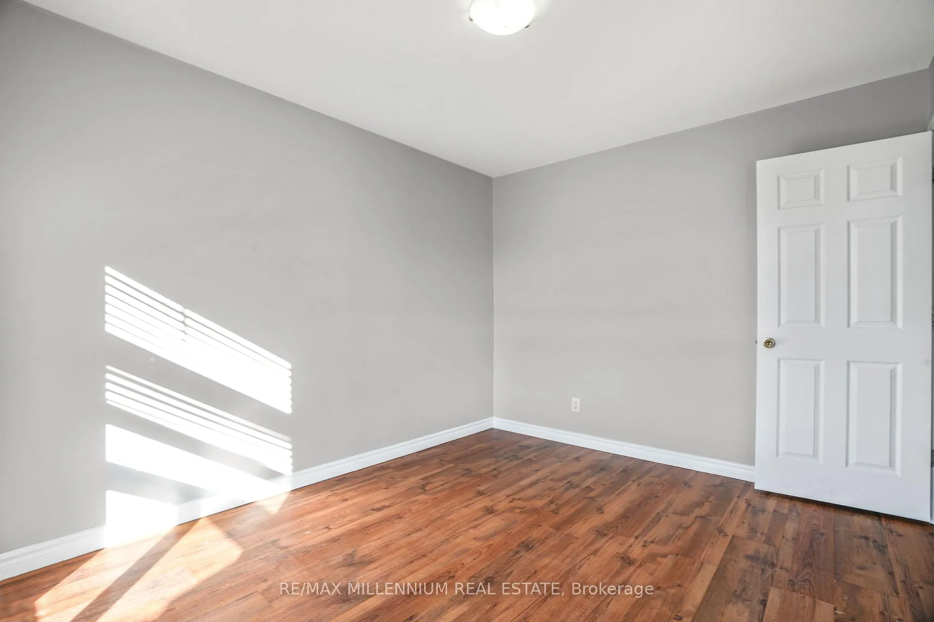 Photo 13 of Unit 7, 7 Mcmullen Crescent, Brampton, Central Park — HOMEH