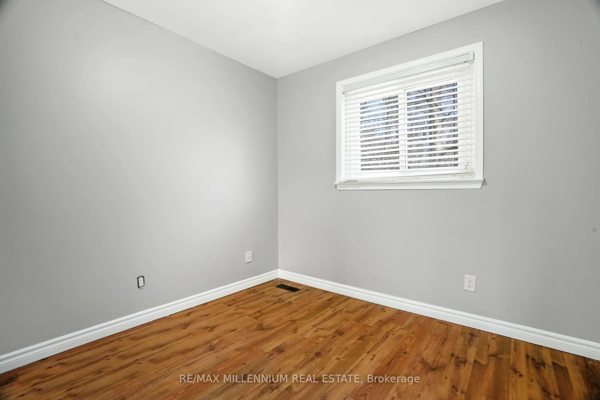 Photo 18 of Unit 7, 7 Mcmullen Crescent, Brampton, Central Park — HOMEH