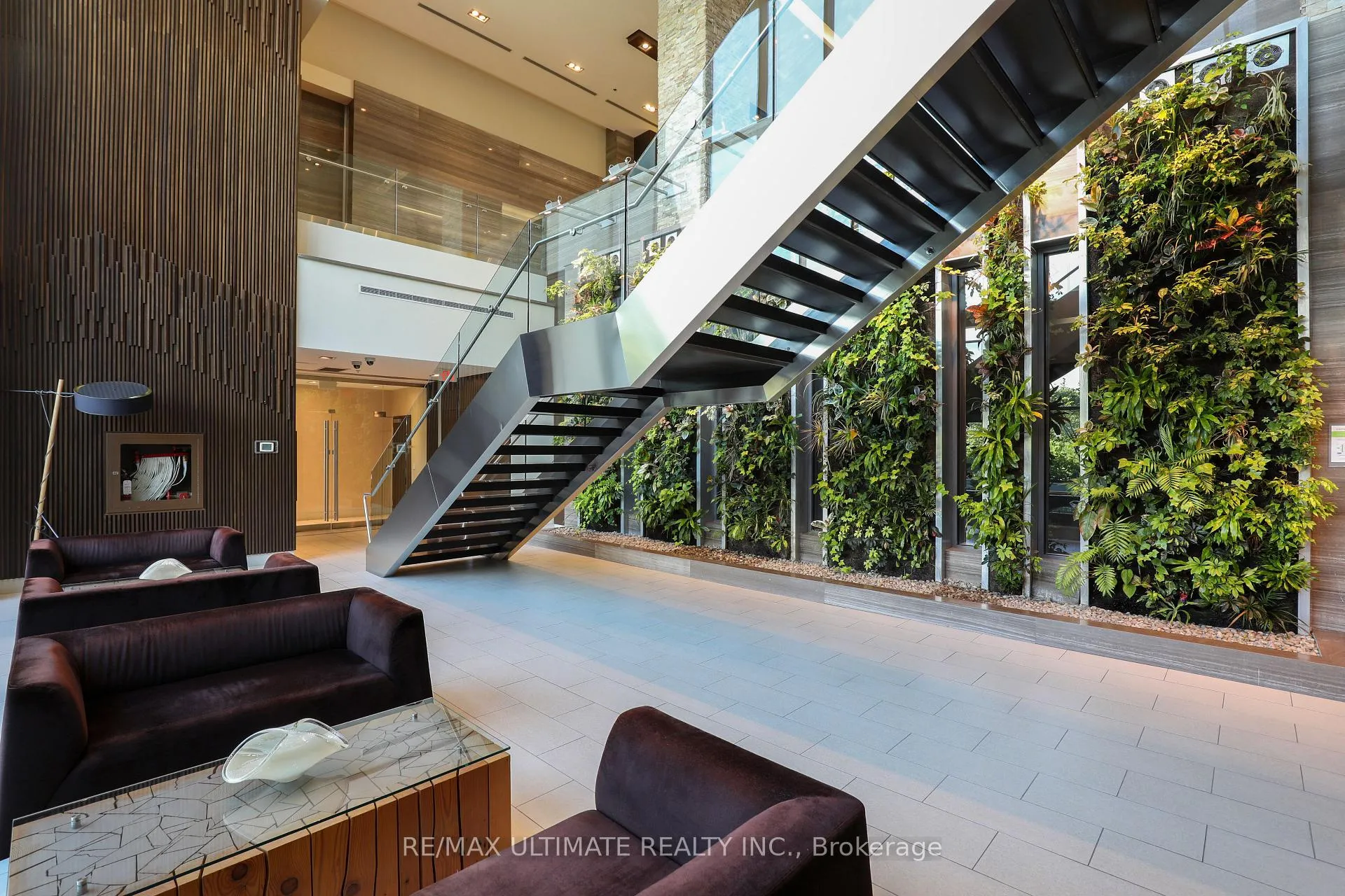 Photo 25 of Unit 807, 35 Brian Peck Crescent, Toronto, Leaside — HOMEH