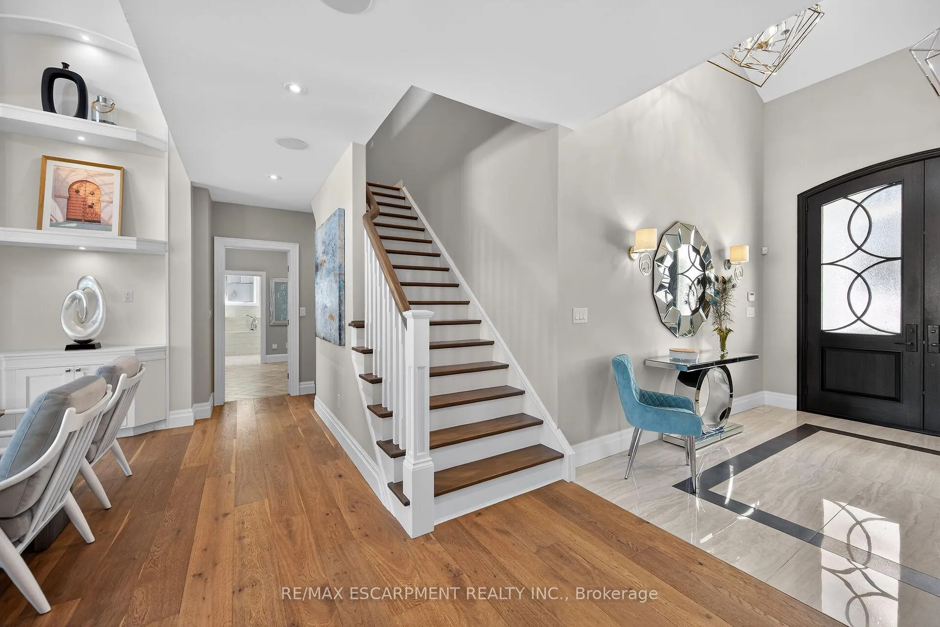 Photo 21 of 747 Vernon Place, Hamilton, Ancaster — HOMEH