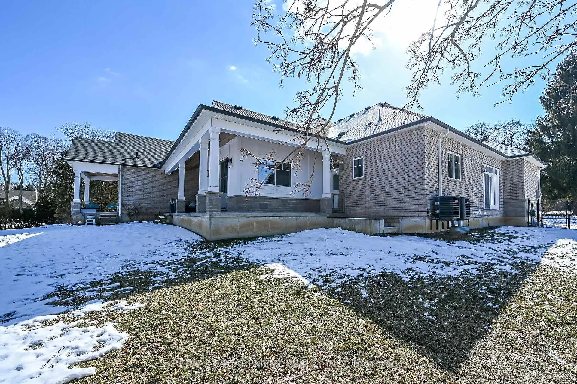 Photo 47 of 747 Vernon Place, Hamilton, Ancaster — HOMEH