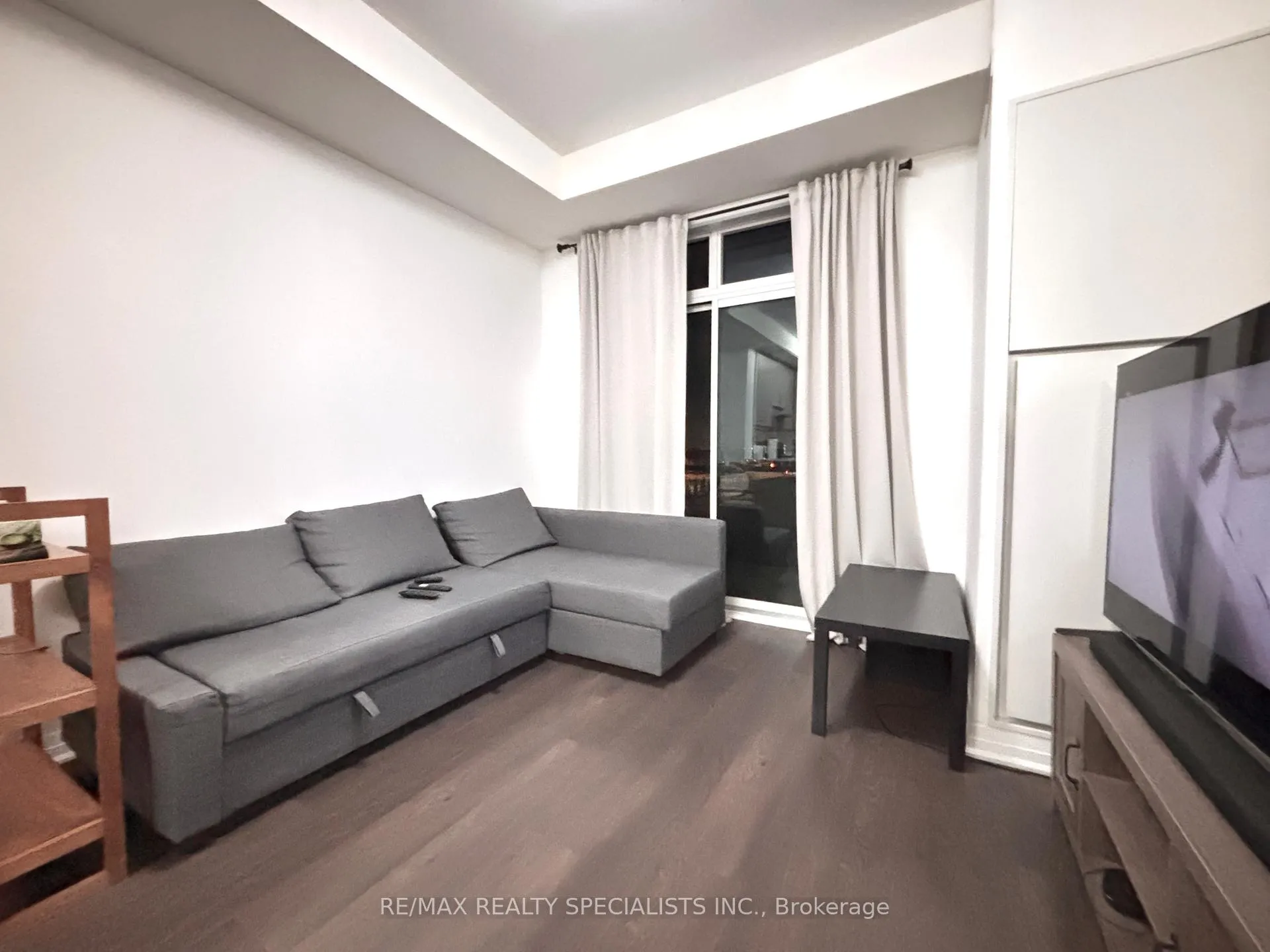 Photo 7 of Unit 425, 1105 Leger Way, Milton, Ford — HOMEH