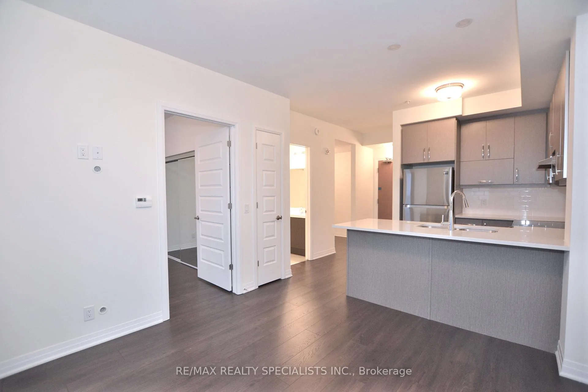Photo 10 of Unit 425, 1105 Leger Way, Milton, Ford — HOMEH