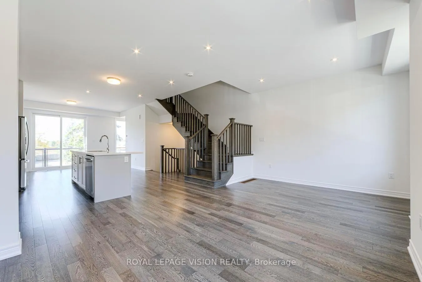 Photo 25 of 14 Folcroft Street, Brampton, Credit Valley — HOMEH
